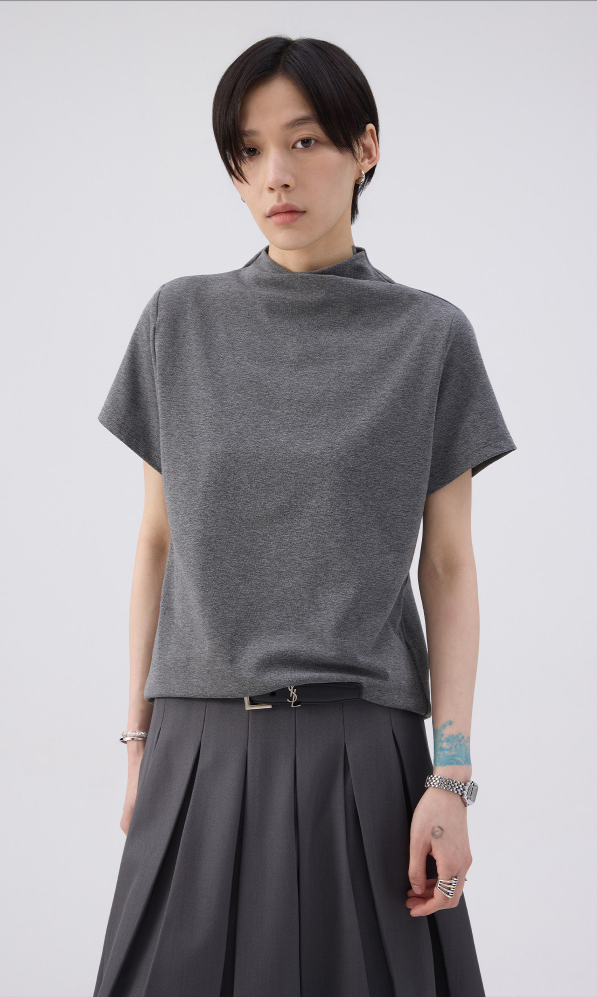 モックネックフレンチスリーブTシャツ  LOM073