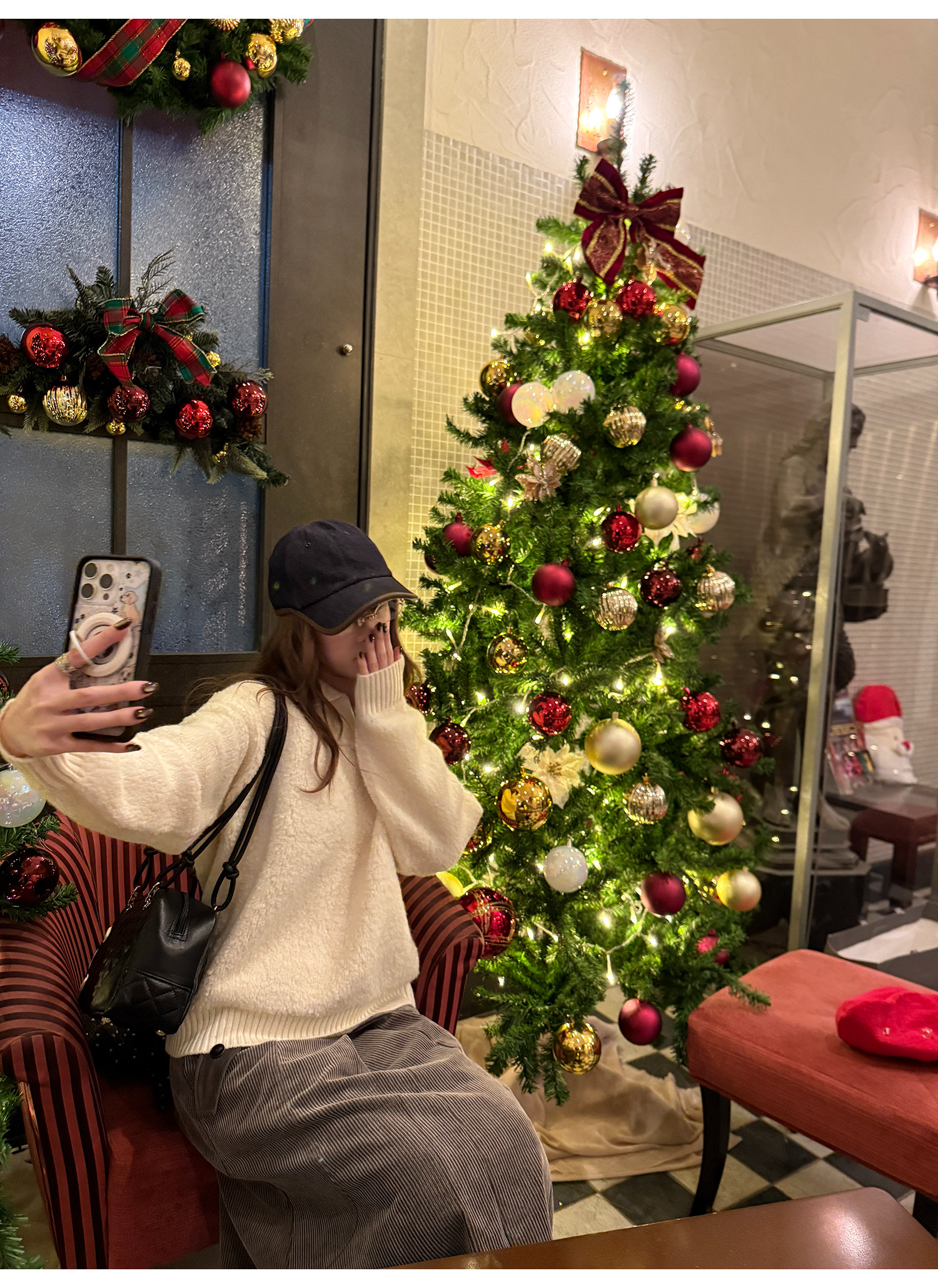 LelyMooch ウール100％ Vネック ニット  LEM285