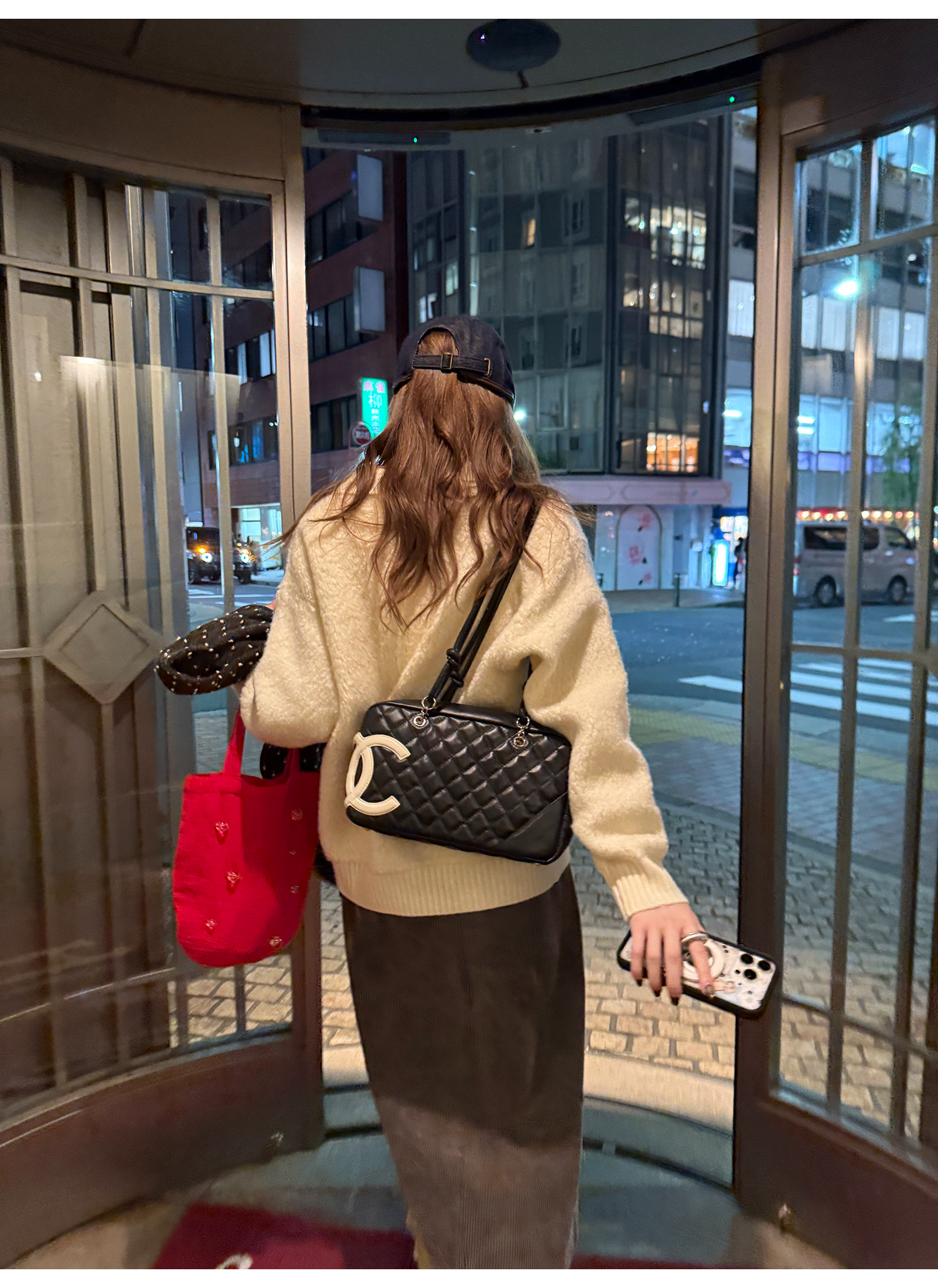 LelyMooch ウール100％ Vネック ニット  LEM285