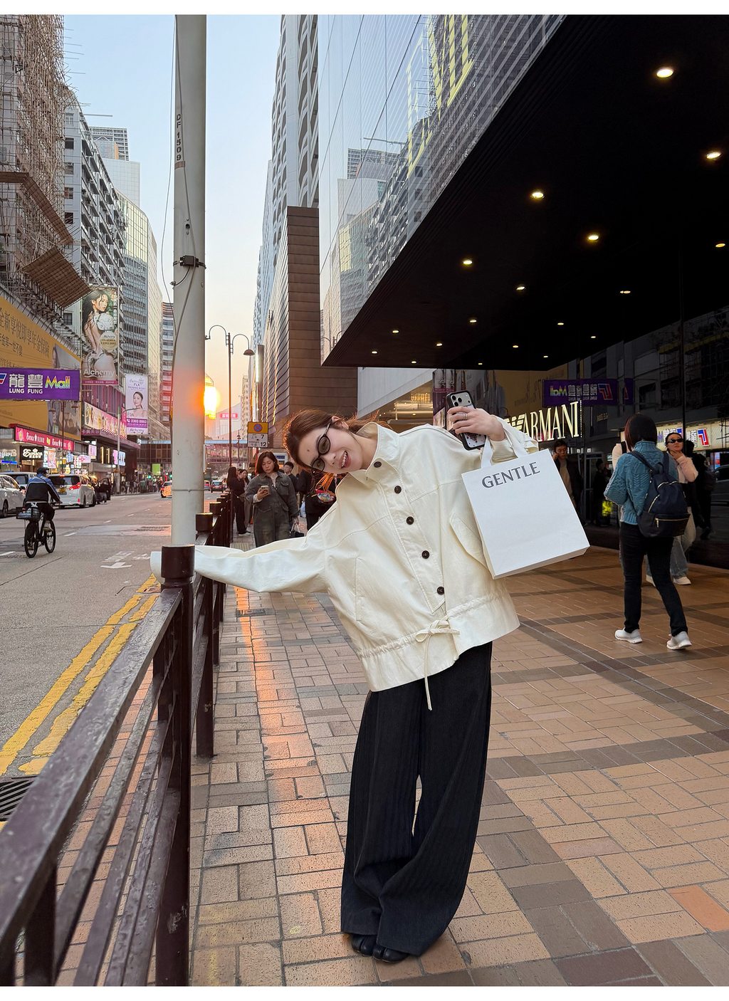 LelyMooch 黒グレー縞柄 すっきりストレートデニム　LEM319