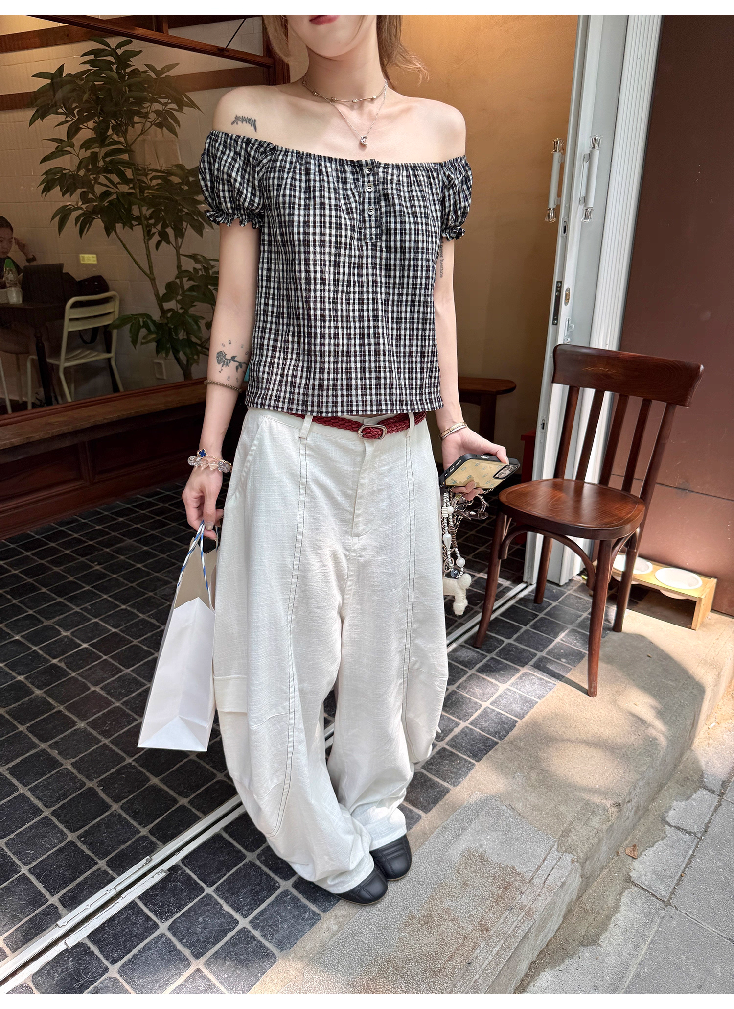 LelyMooch 気分で変える2WAYオフショル  LEM189