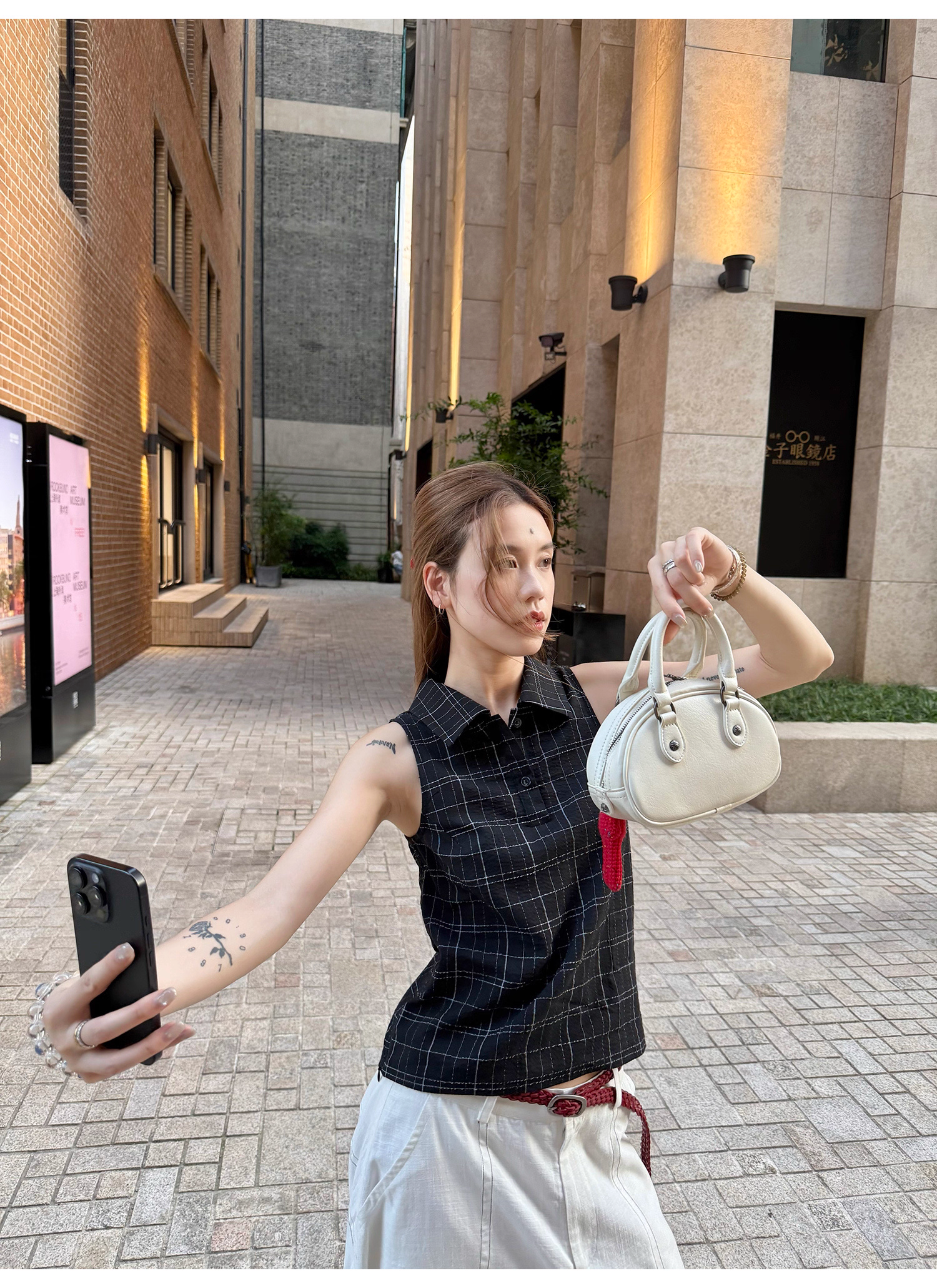 LelyMooch ノースリーブチェック柄ポロシャツ　LEM188