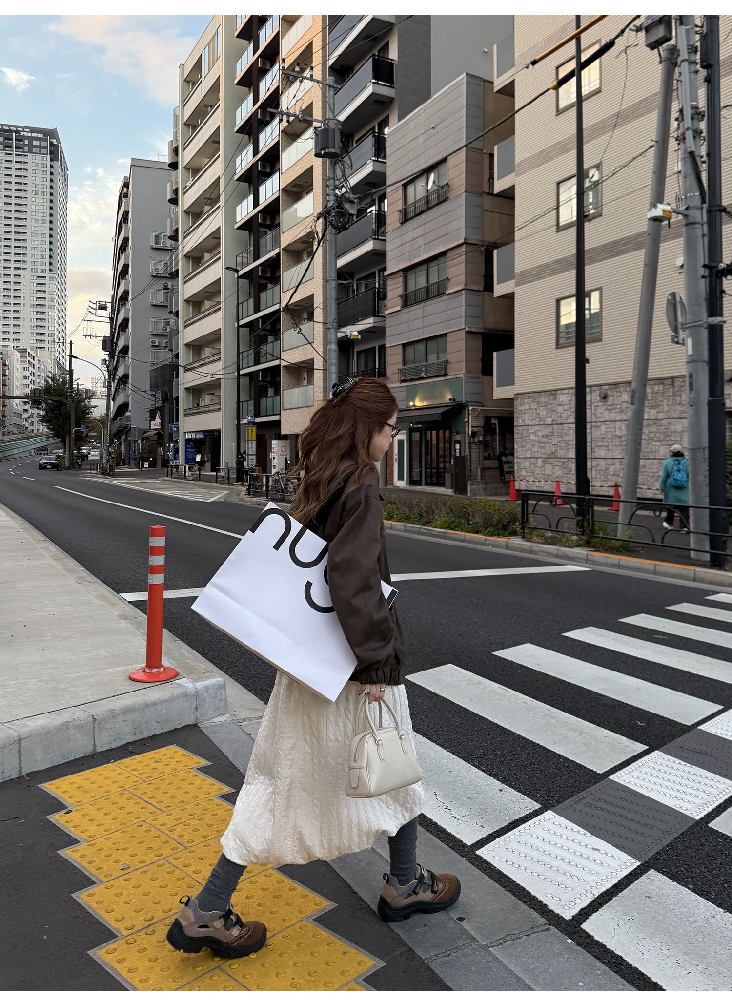 LelyMooch ドロスト ロングスカート シワ感素材 前後差  LEM288