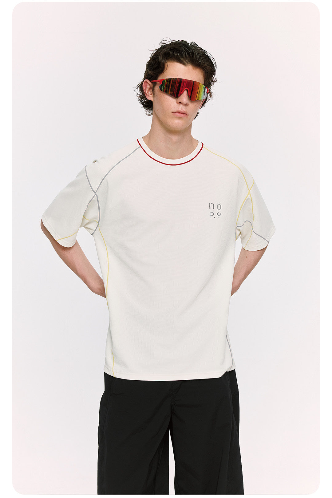 ゆったり着られる 配色ステッチ半袖Tシャツ  LOM074
