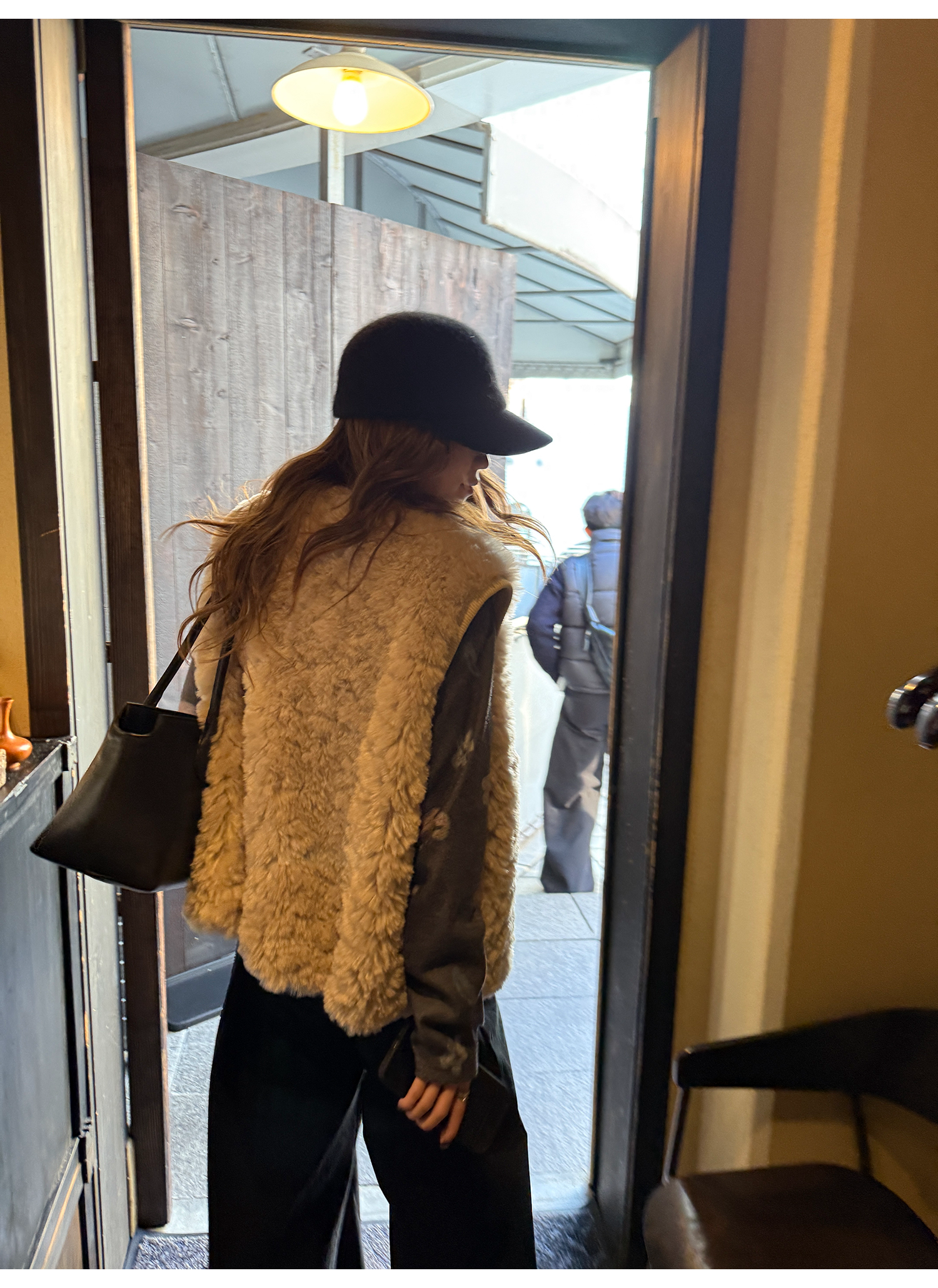 LelyMooch エコファー×ボア リバーシブルショートジレ  LEM279