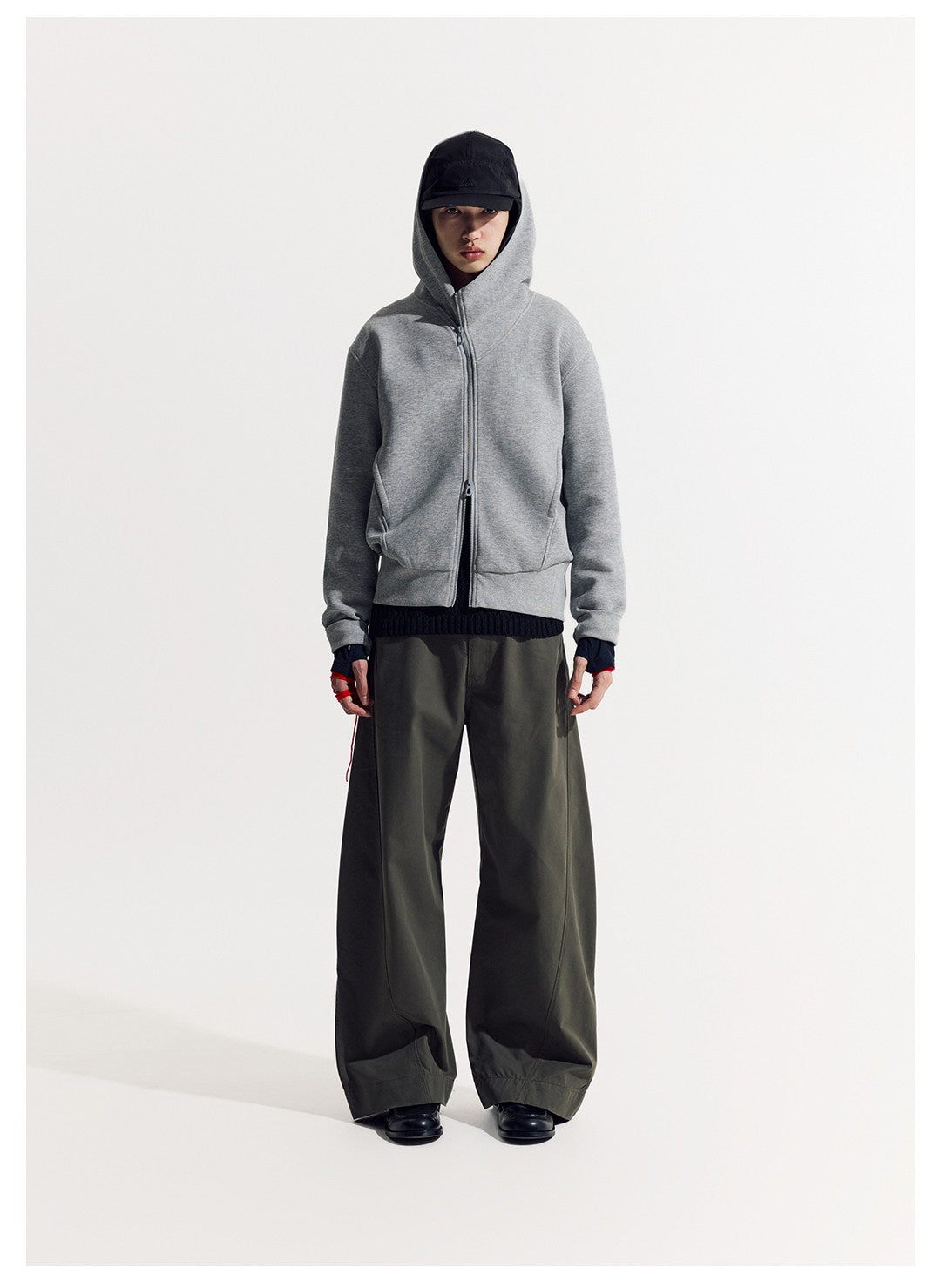 LOM030同型 軽やかな春夏素材 立体カーブワイドパンツ  LOM051