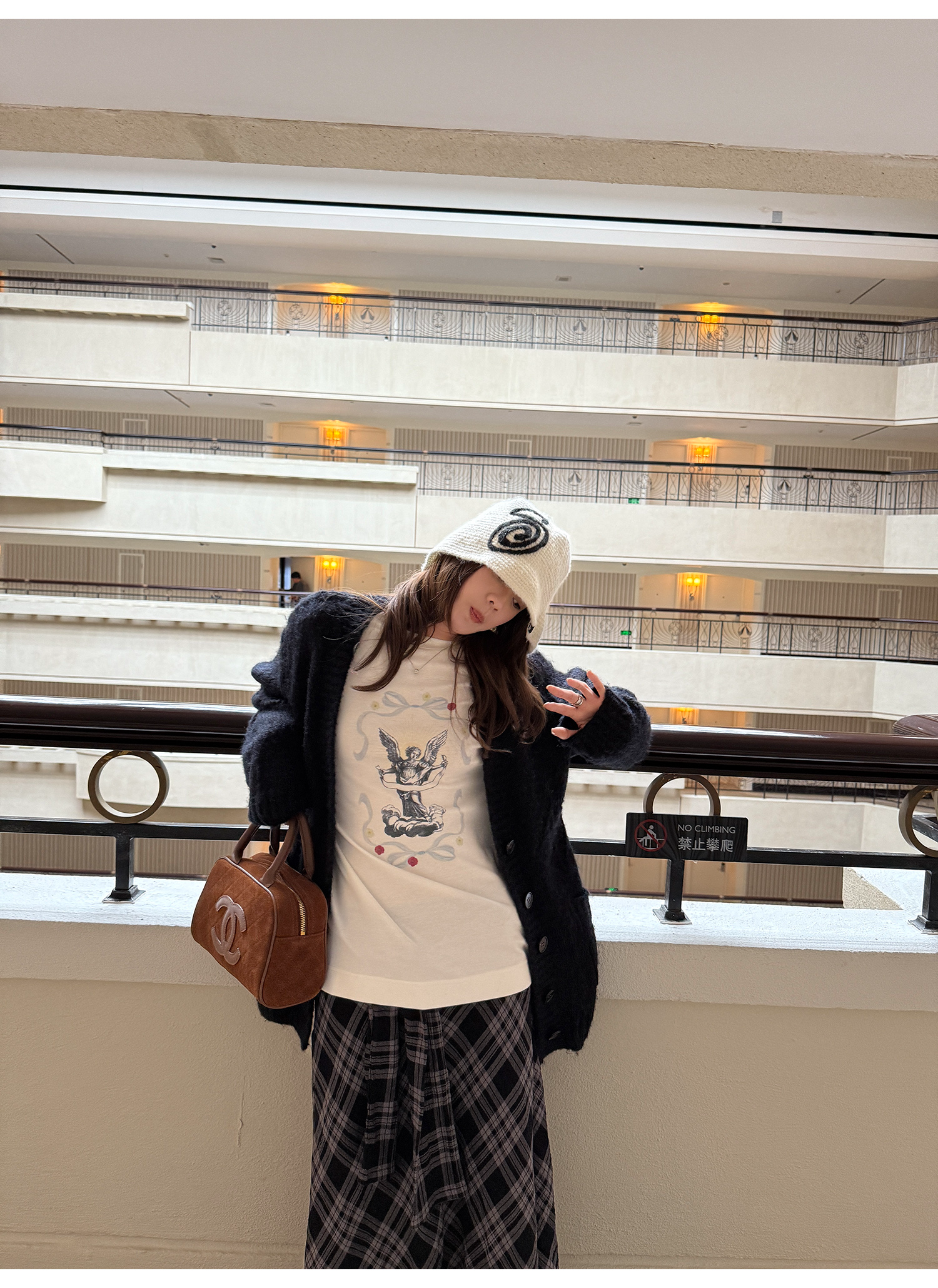 LelyMooch ゆったり長袖プリントT  LEM223