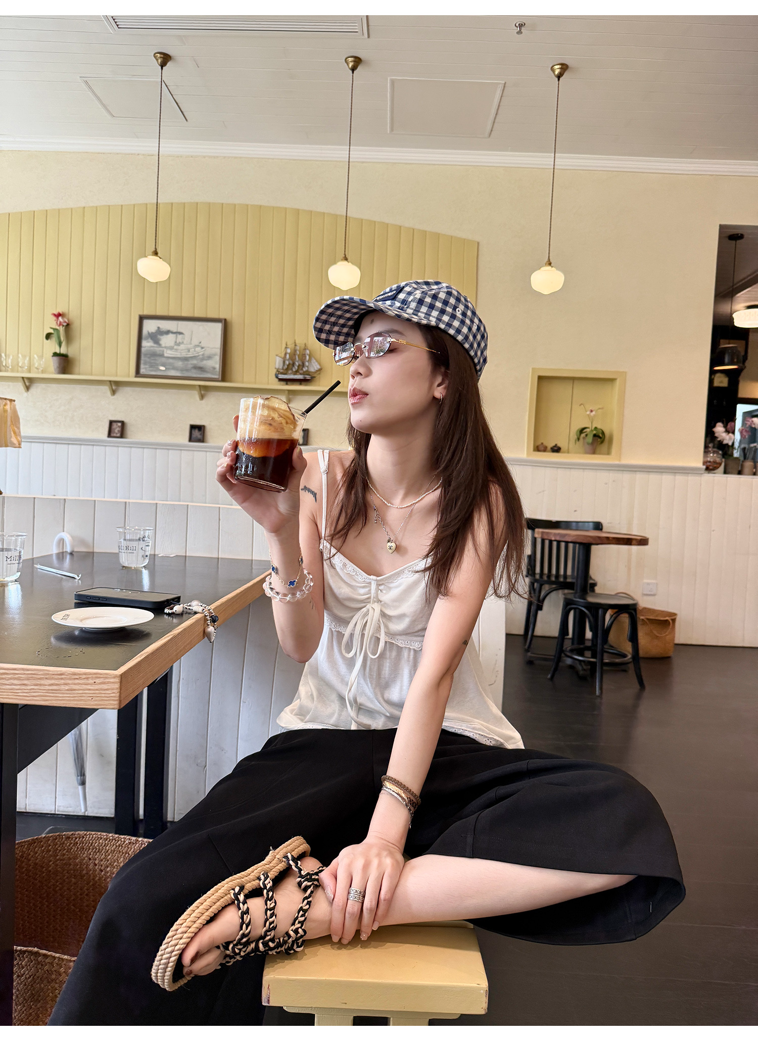 LelyMooch 刺繍入りテンセルキャミ  LEM206