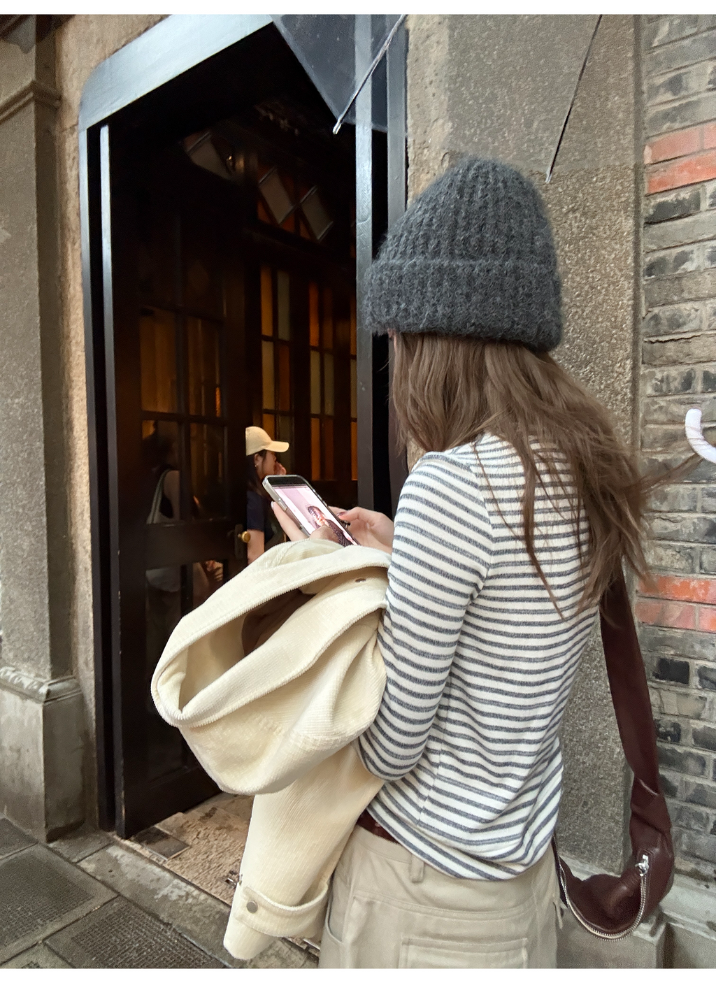 LelyMooch ふんわりグレーボーダーニット  LEM240