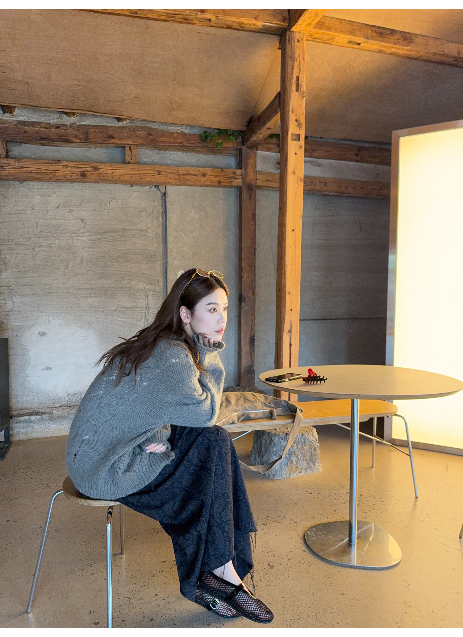 LelyMooch 小花刺しゅうウールジップカーディガン  LEM230