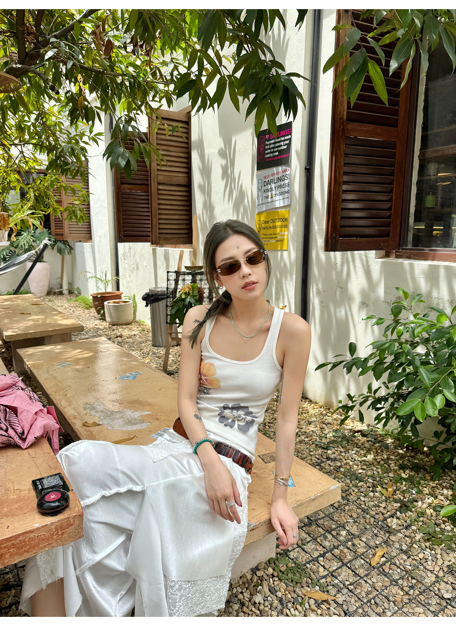 LelyMooch  水彩花柄プリントのリブベスト  LEM095