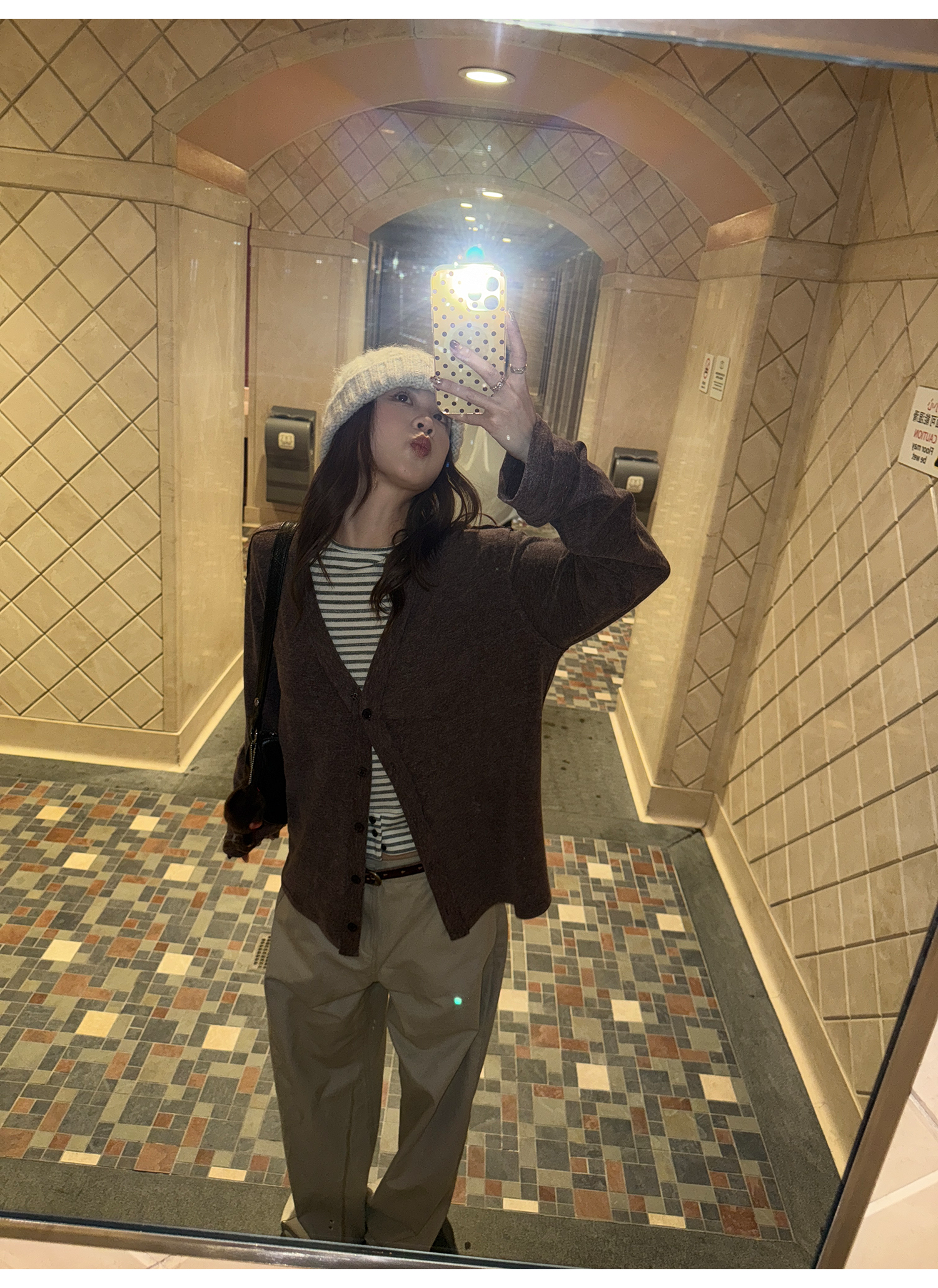 LelyMooch Vネック フェイクウールカーディガン 秋LEM234