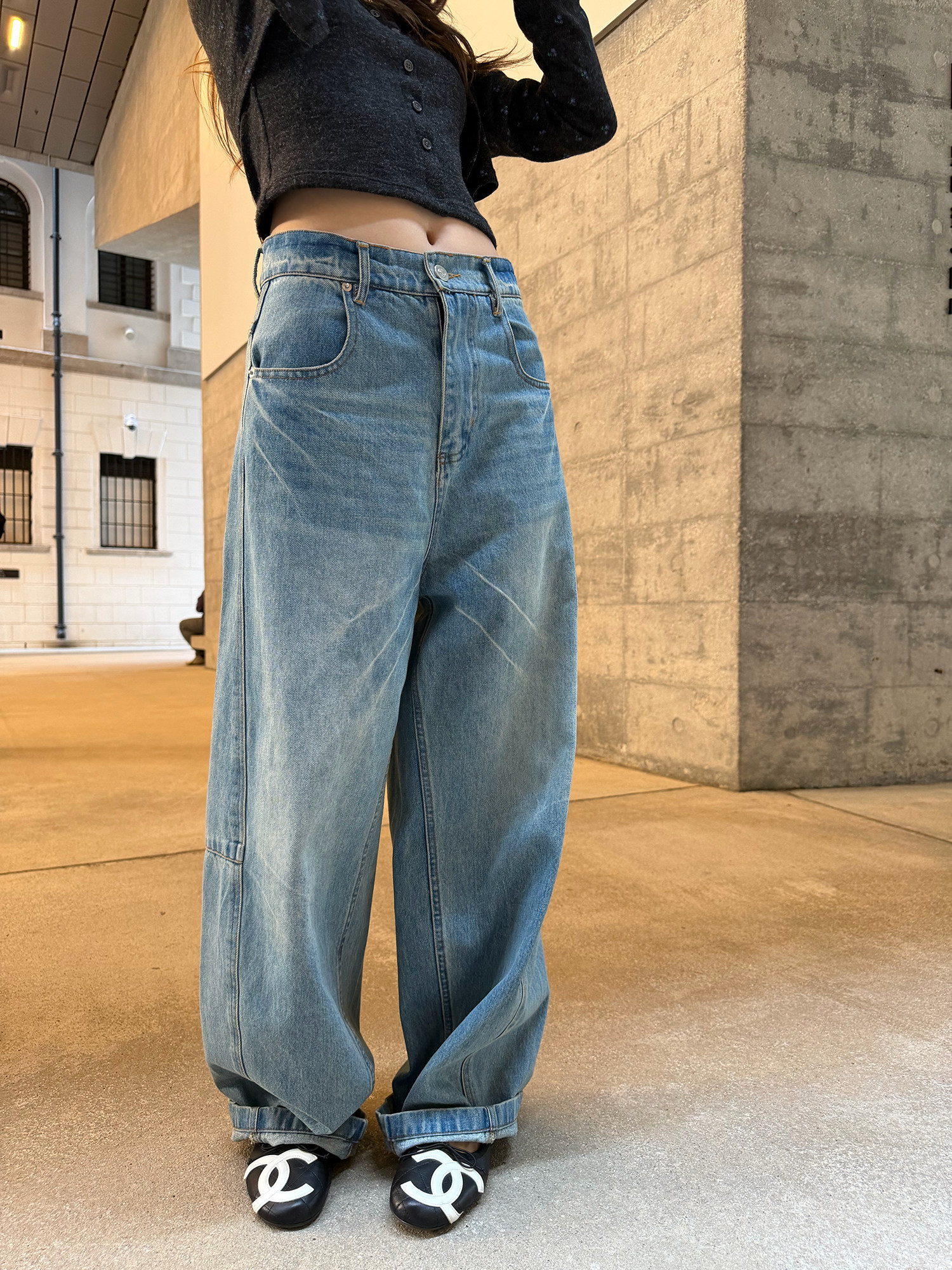 LelyMooch 春夏ムード漂う ひび割れ加工 カーブデニム  LEM316