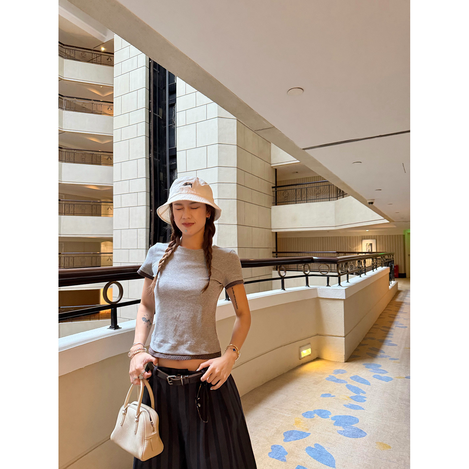 LelyMooch 配色ジャカード レイヤード風Tシャツ  LEM350