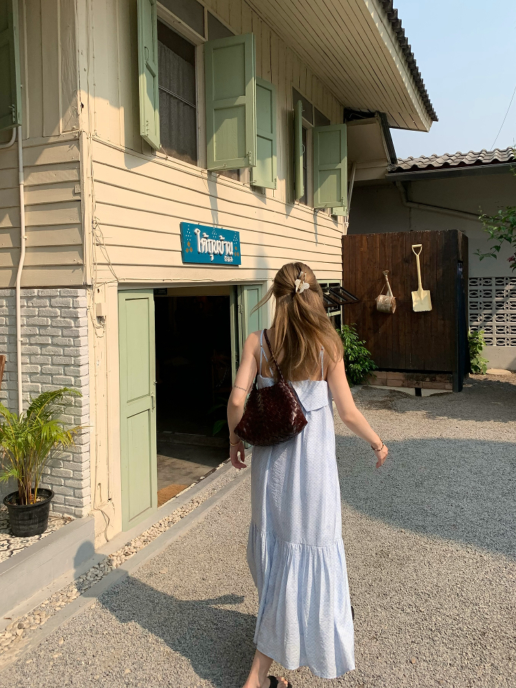 LelyMooch 花モチーフ付き ブルーキャミワンピース  LEM144