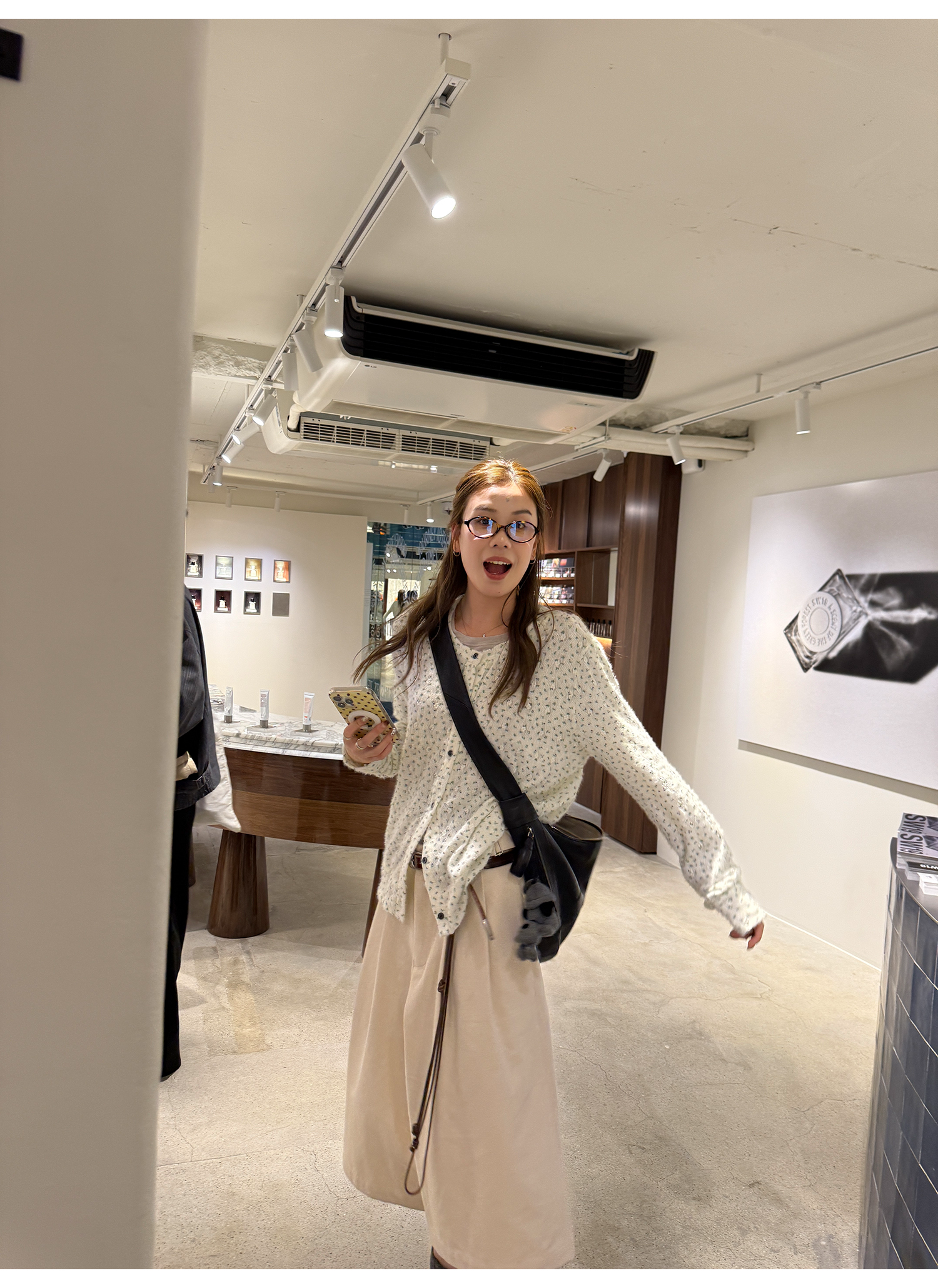 LelyMooch 花柄ふわもちニット　LEM254