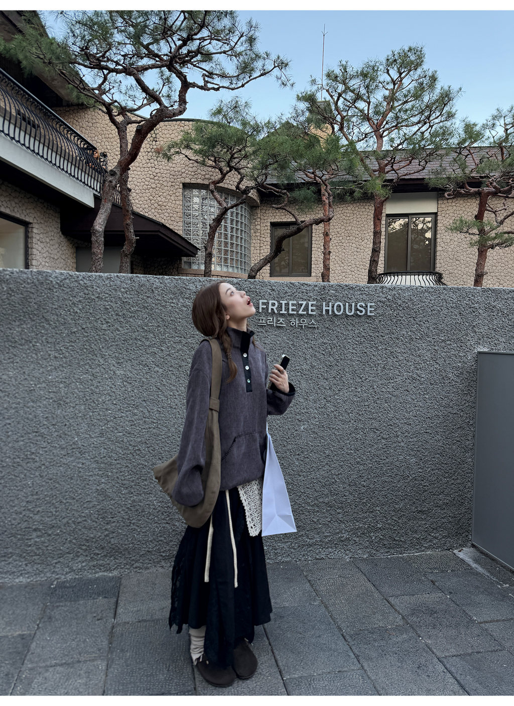 LelyMooch ステッチ入り立ち襟スウェット  LEM253