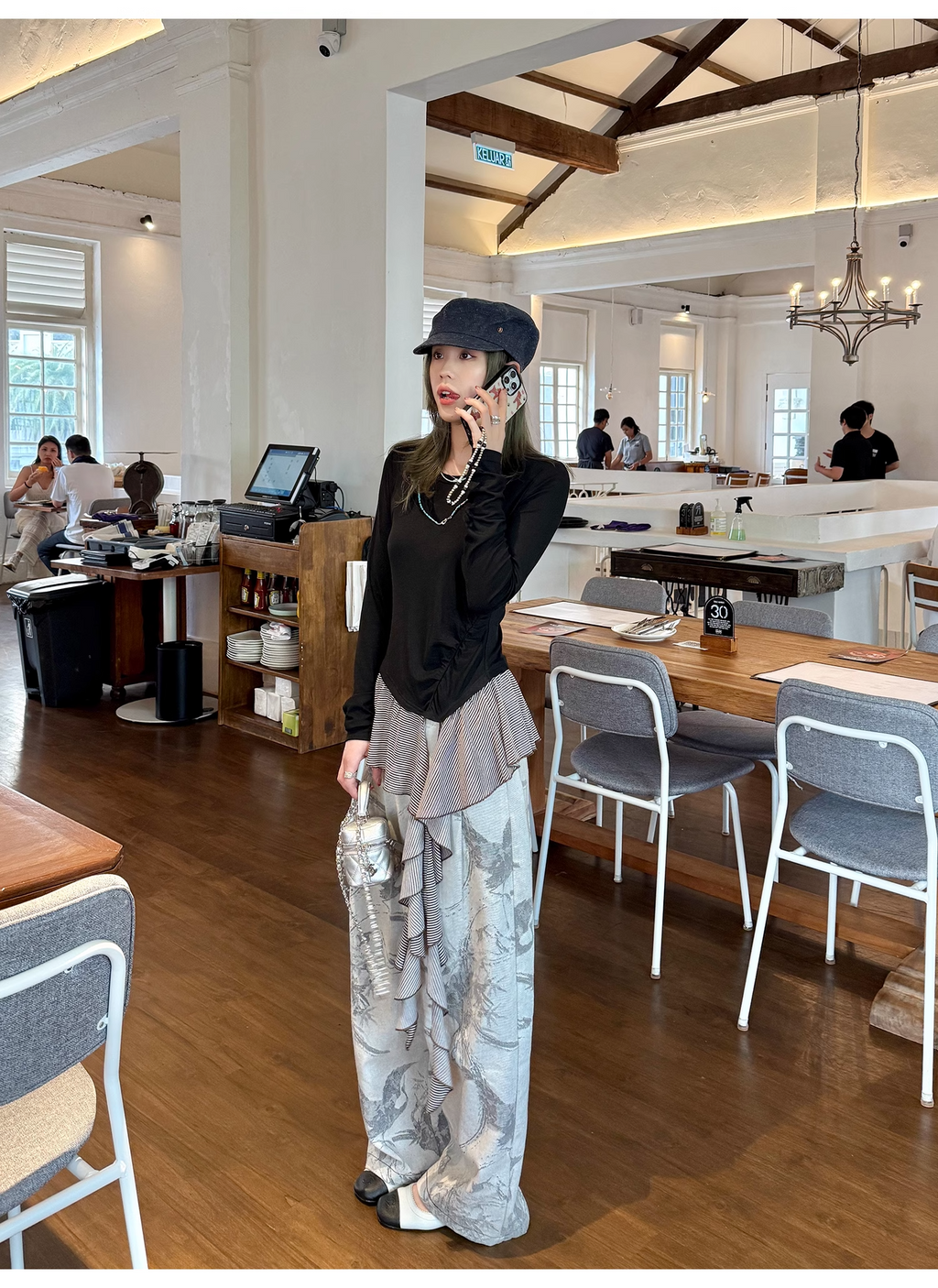 【7日以内にお届け】LelyMooch ヴィンテージ風 ジャカード デニムパンツ LEM109