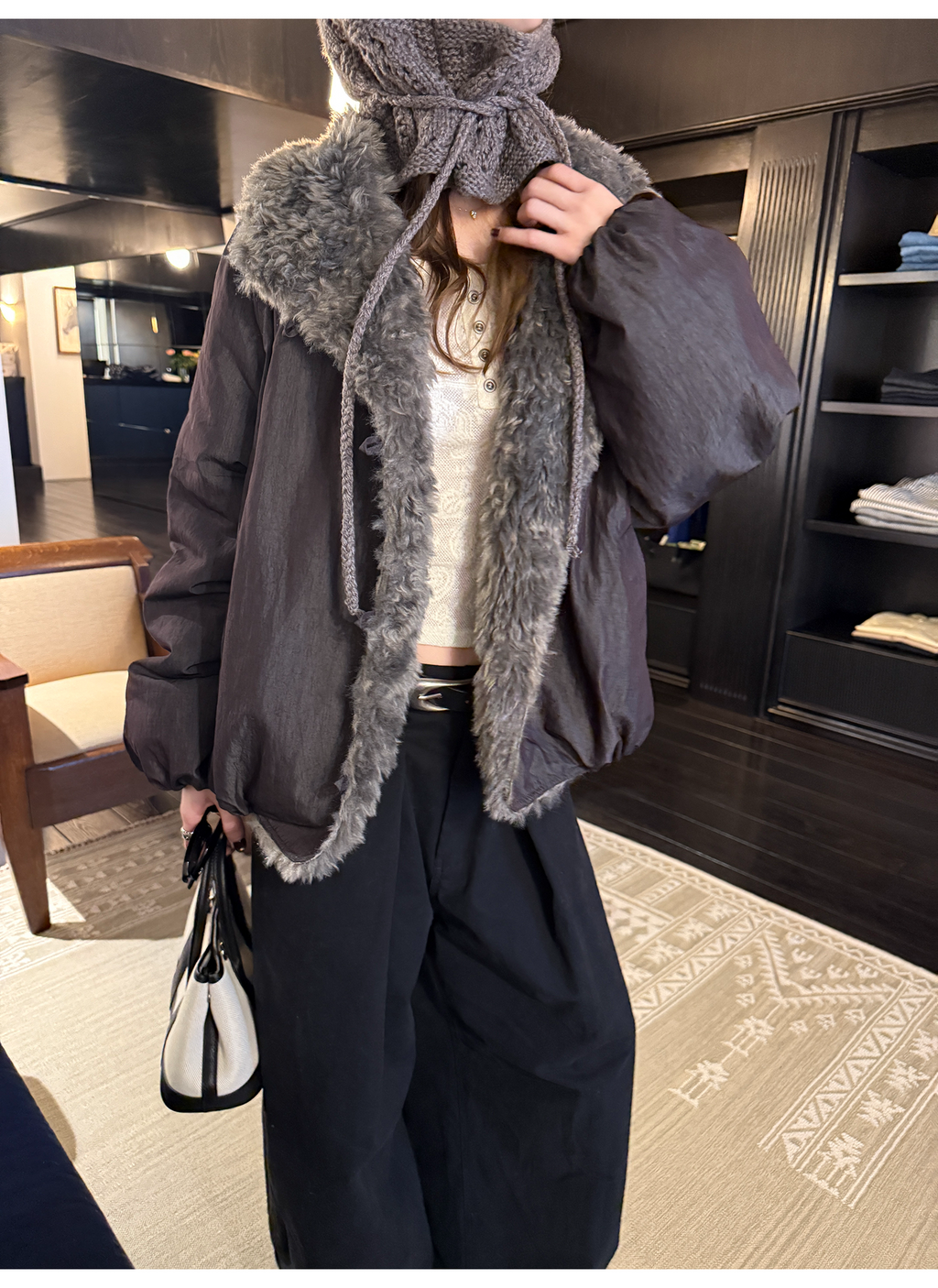 LelyMooch 光沢バイカラーブルゾン｜ボア切替×トグルボタン  LEM280