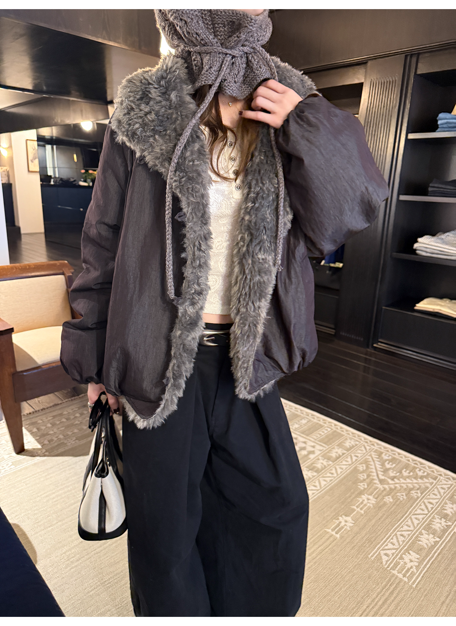 LelyMooch 光沢バイカラーブルゾン｜ボア切替×トグルボタン  LEM280