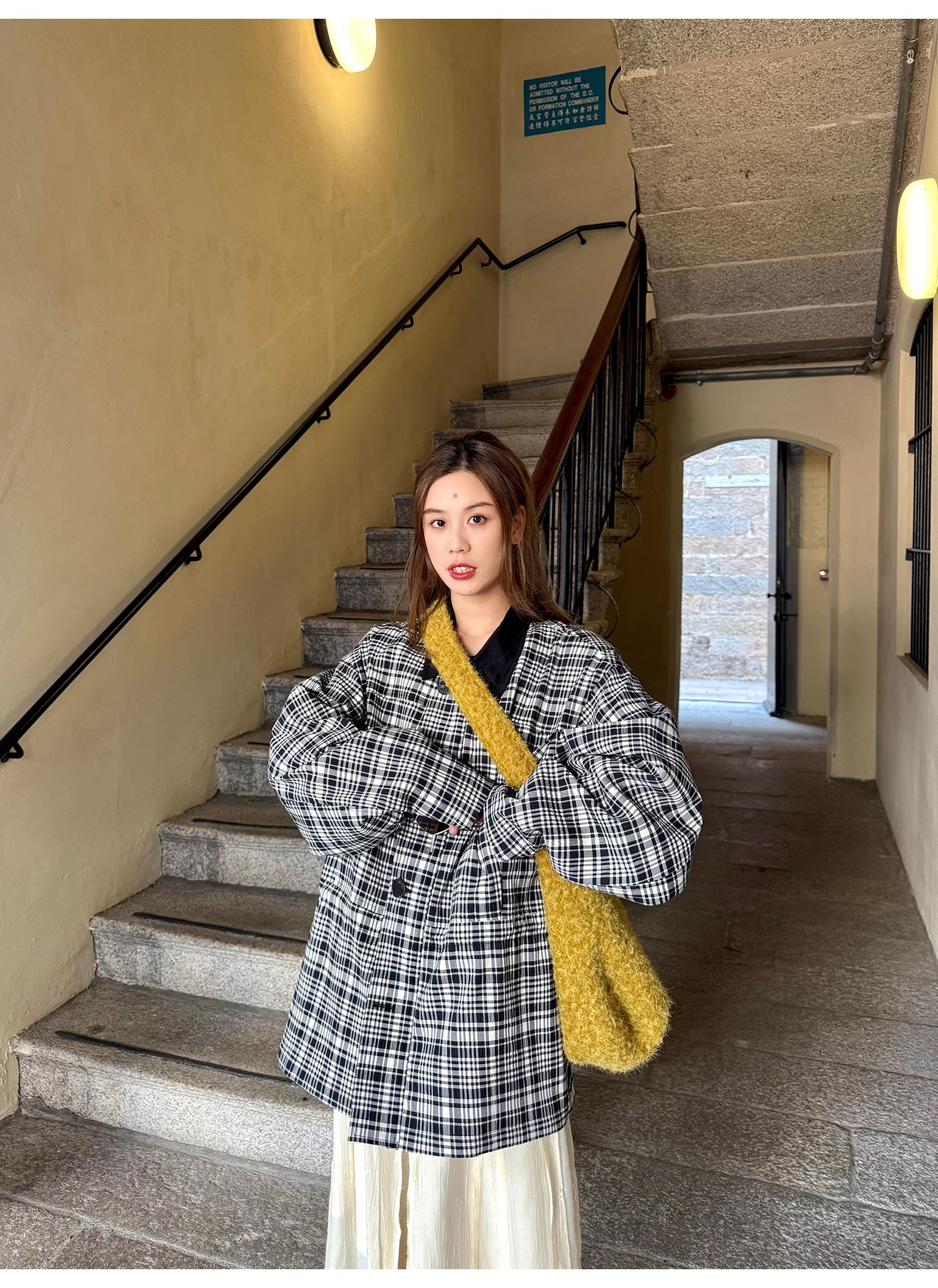 LelyMooch black and white checked trench coat, midi length LEM078