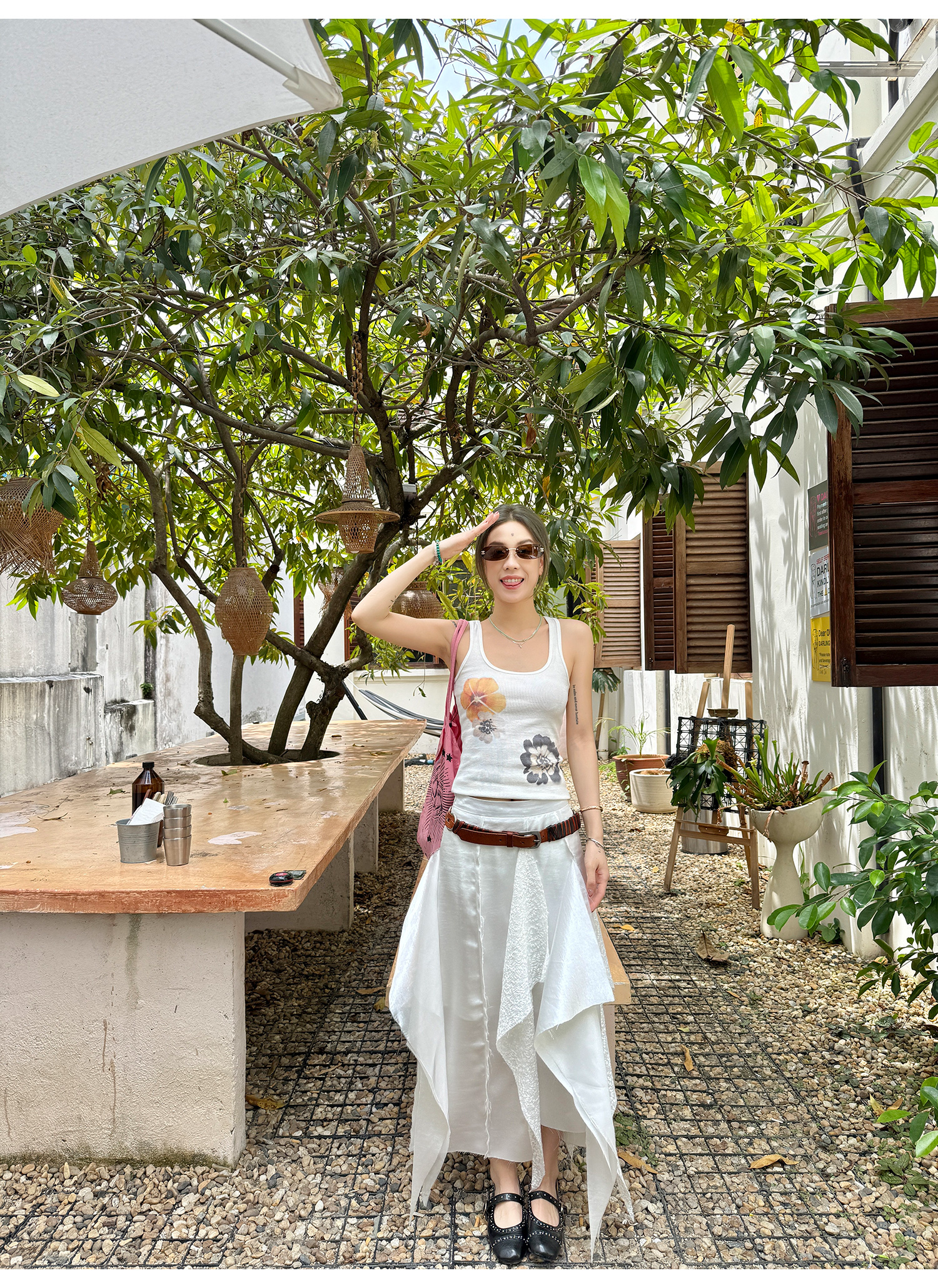 LelyMooch  水彩花柄プリントのリブベスト  LEM095