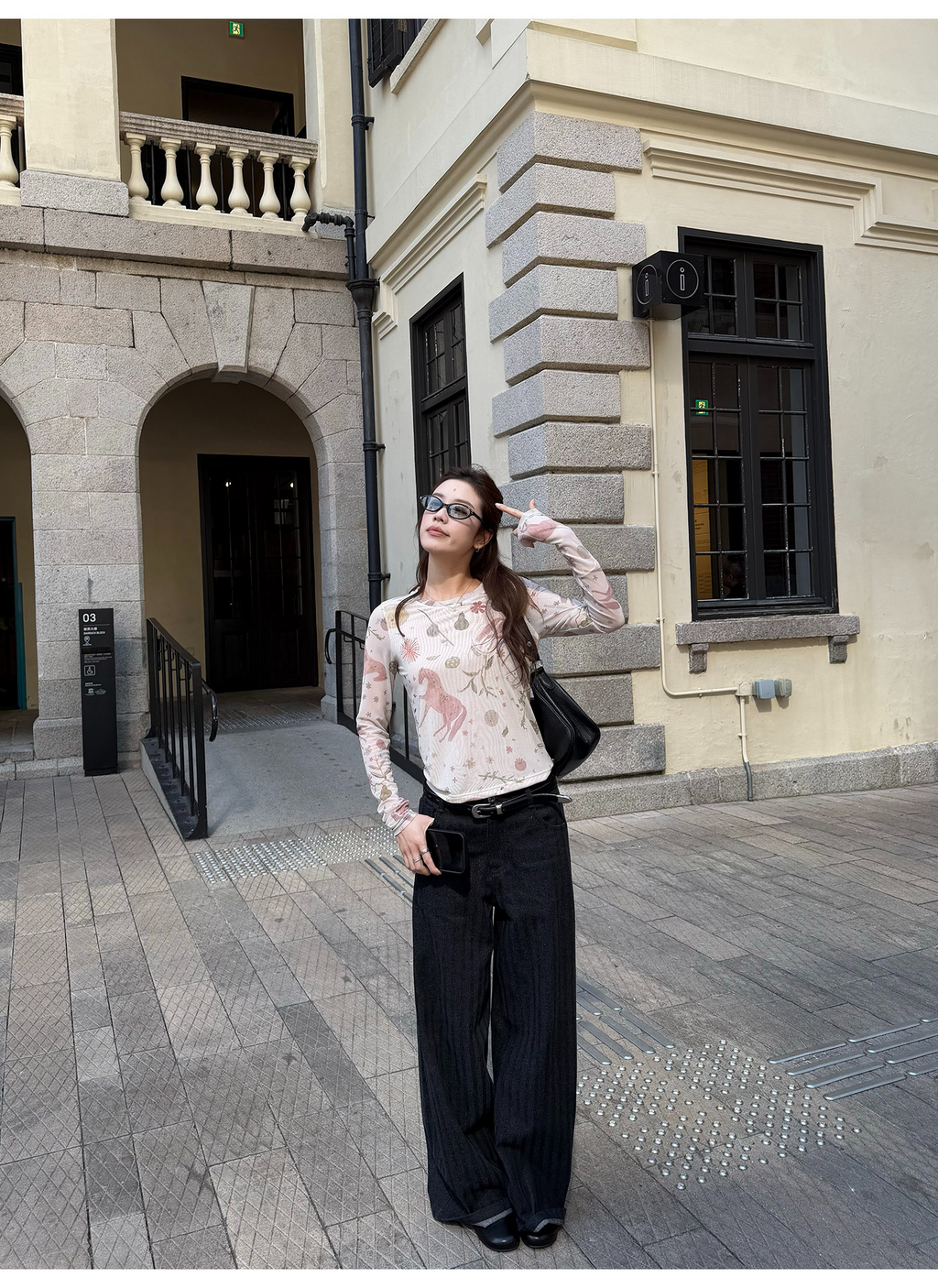 LelyMooch アート総柄シアーメッシュトップス  LEM314