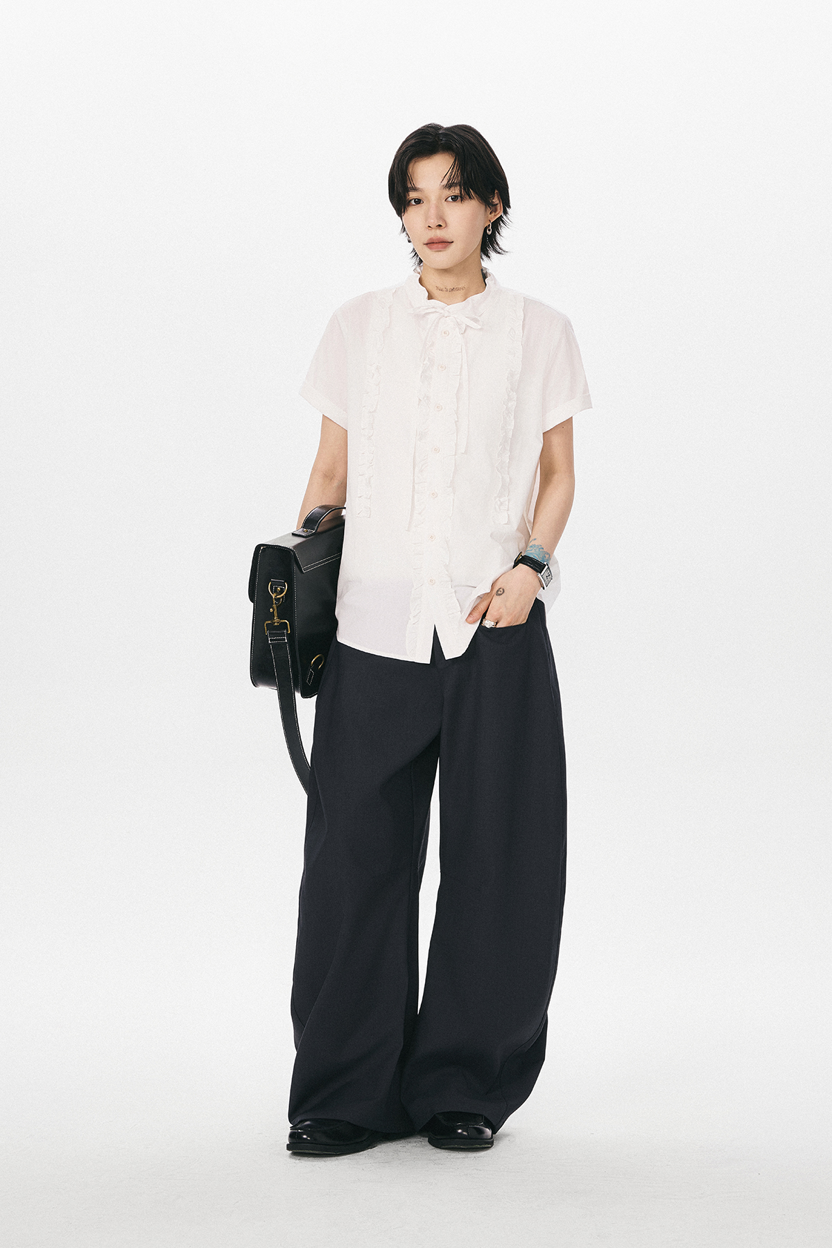 フリルリボン付き半袖シャツ  LOM028