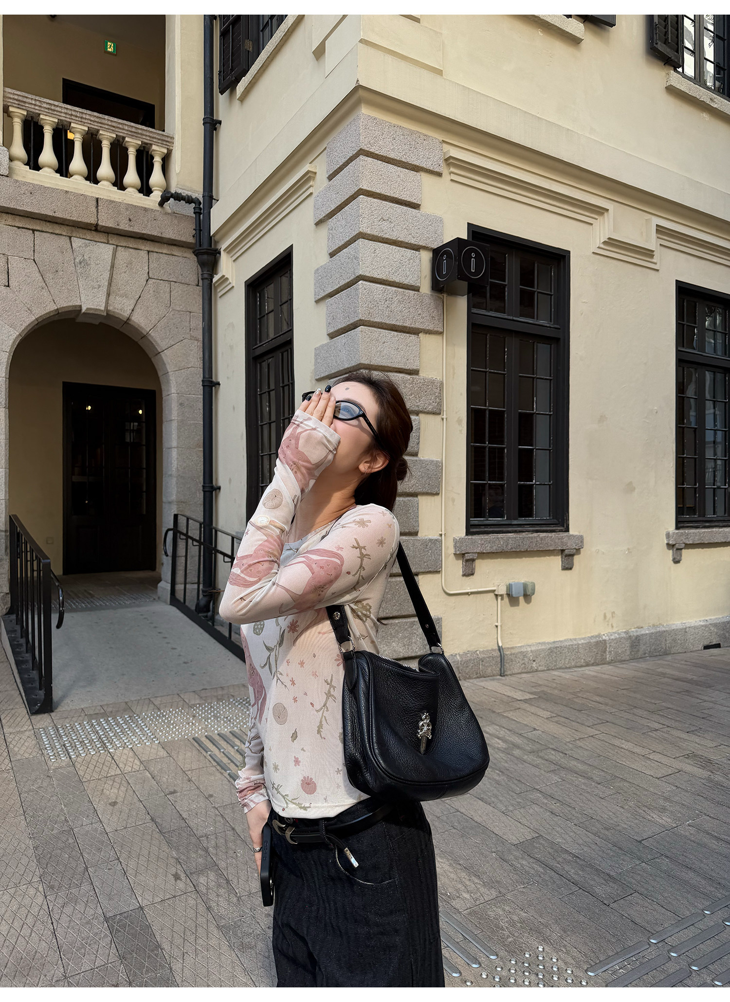 LelyMooch アート総柄シアーメッシュトップス  LEM314