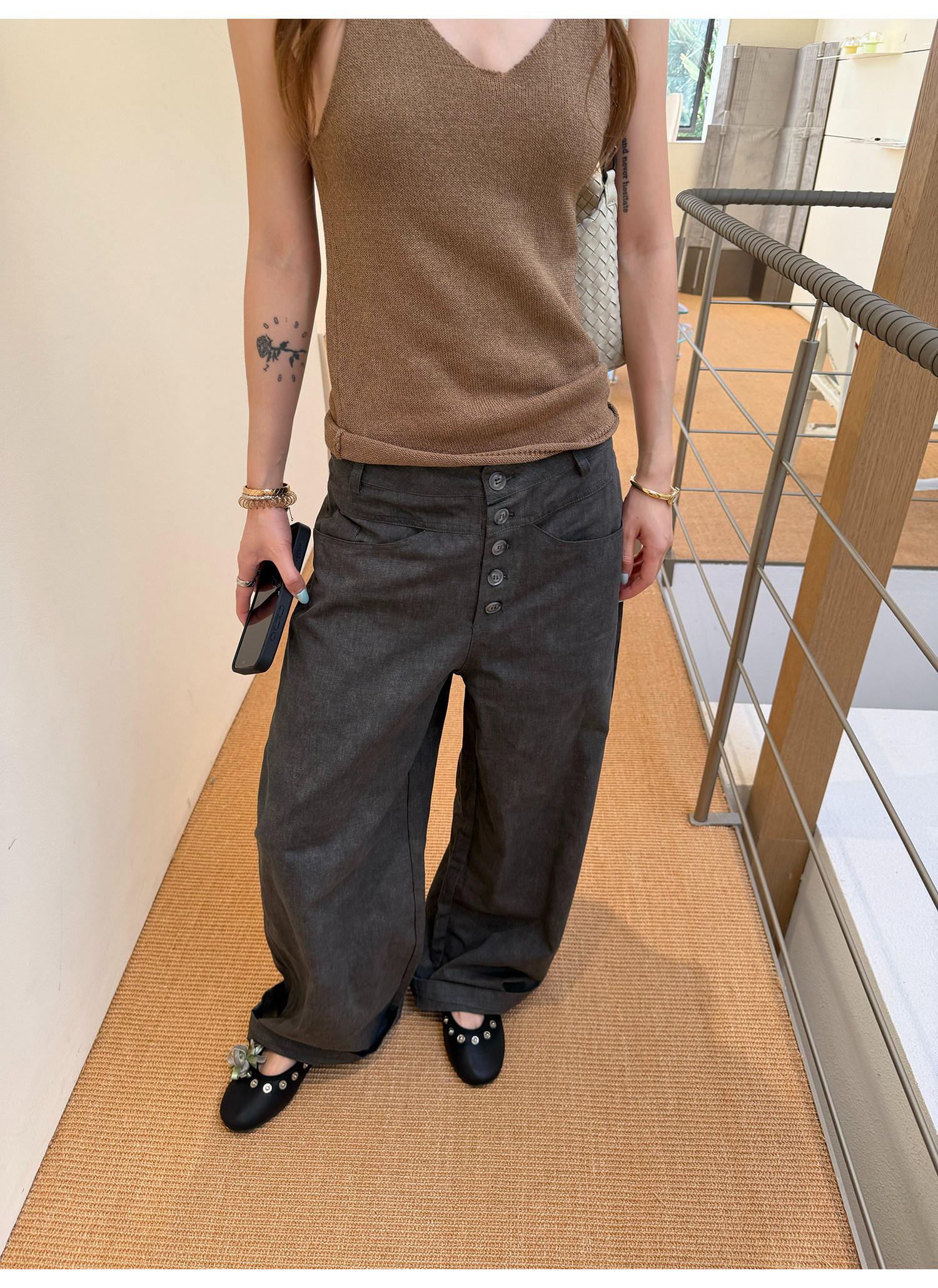 LelyMooch フロントボタンが映えるワイドパンツ  LEM358