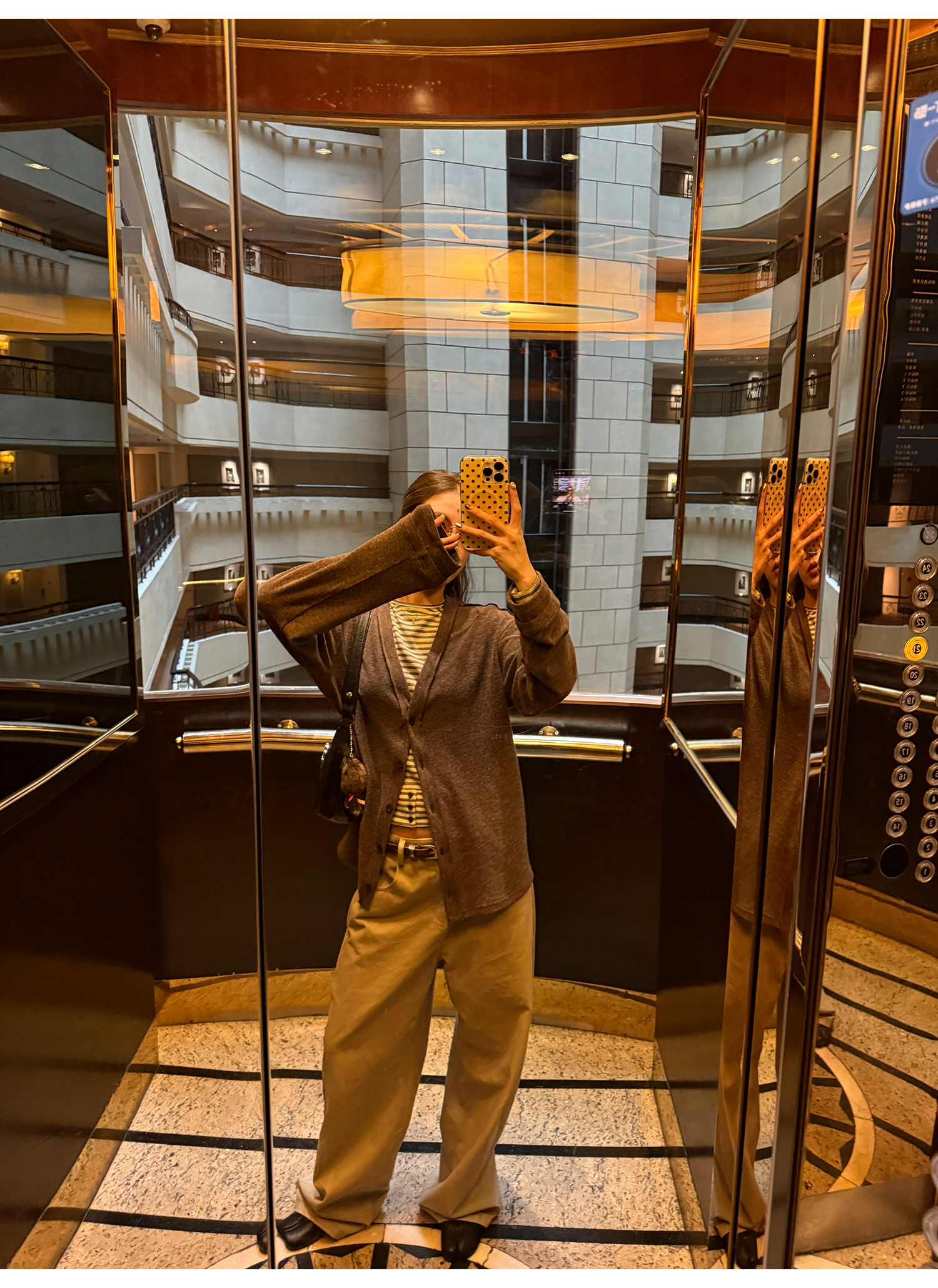 LelyMooch Vネック フェイクウールカーディガン 秋LEM234