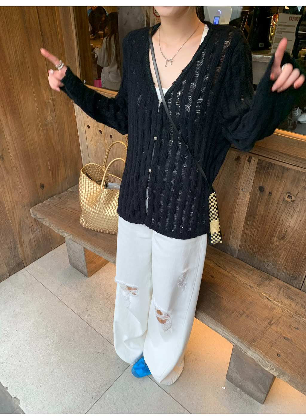 LelyMooch 透け感ニットで即抜け感◎ ゆるシルエットの黒カーディガン LEM149