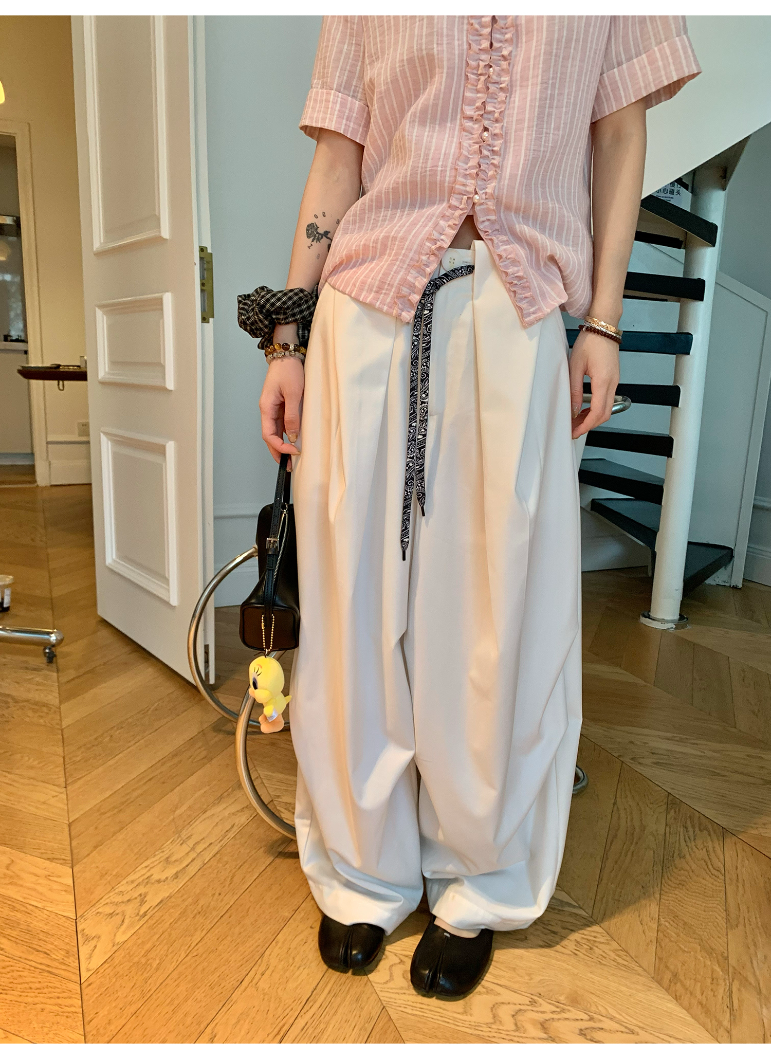 LelyMooch 　神白パンツ　販売開始前問い合わせ殺到！  LEM153