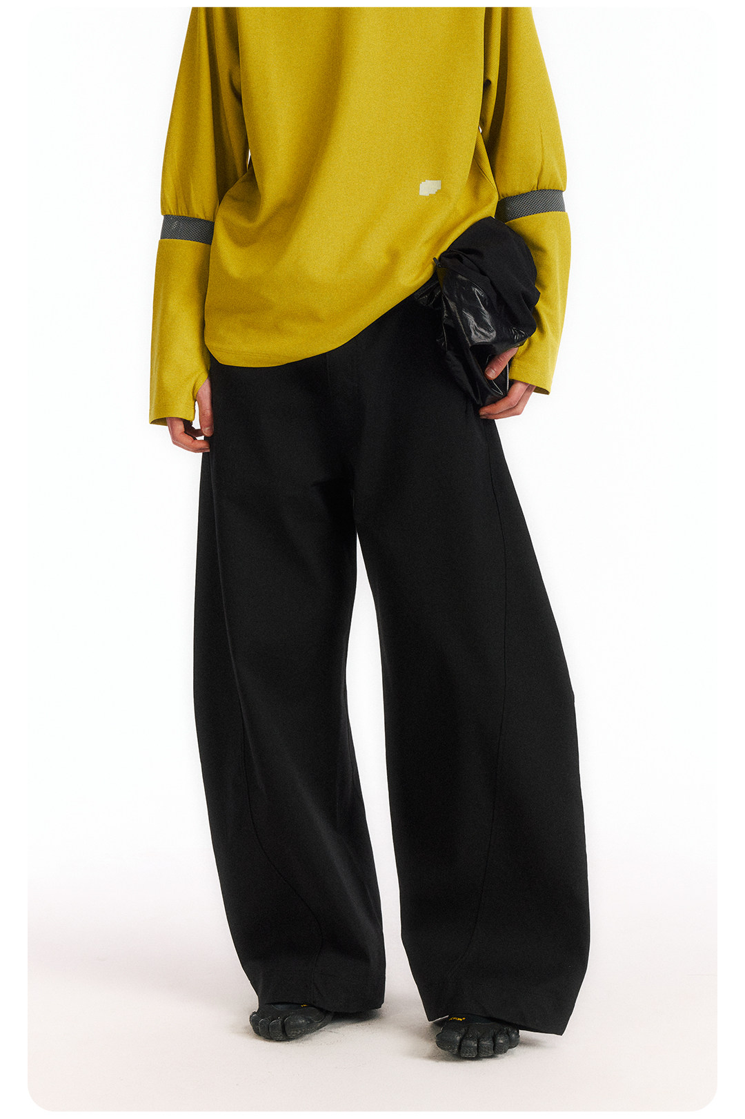 Wool Blend Curved Slacks | Crisp, Draping, Wrinkle-Resistant LOM053