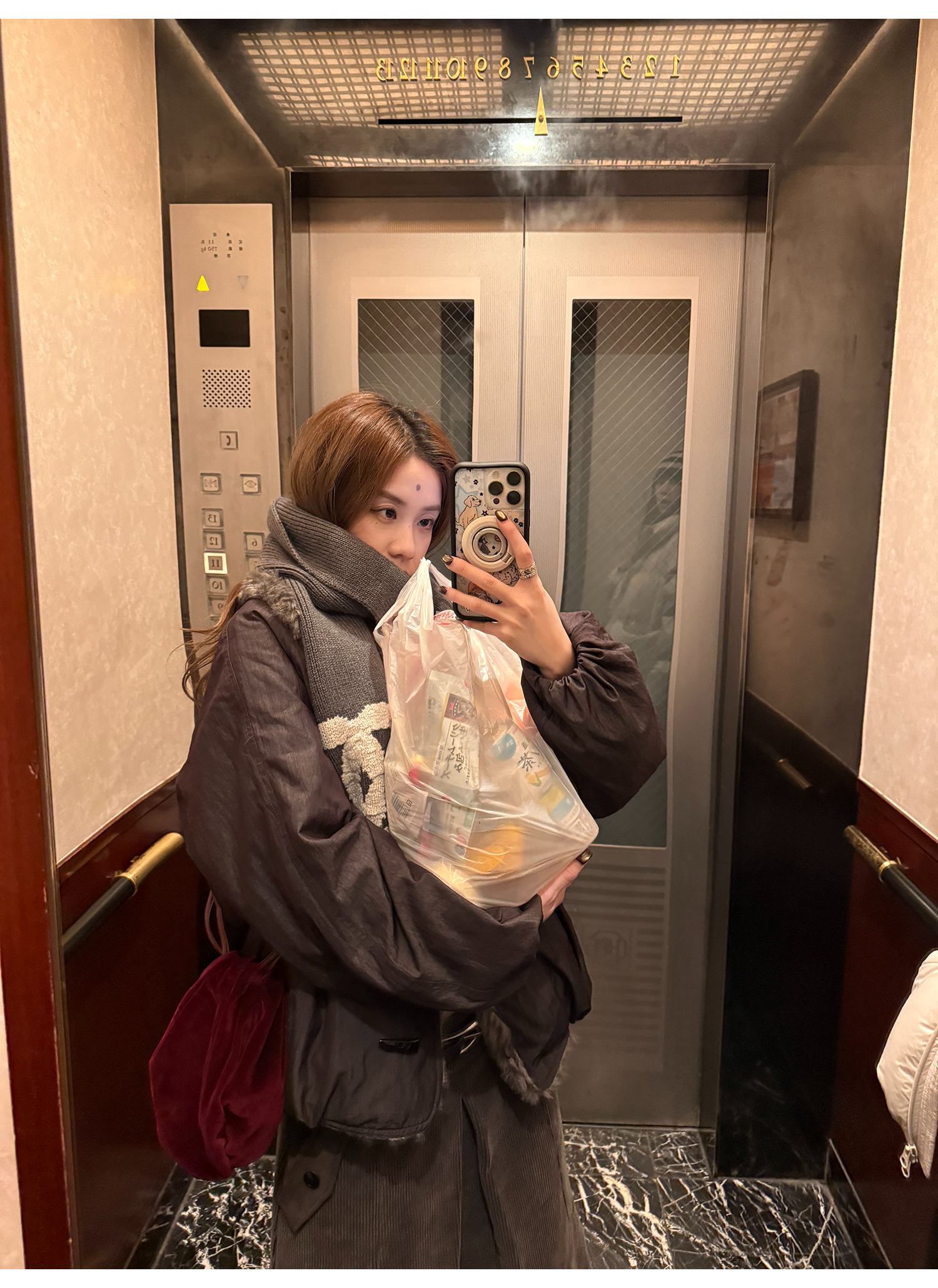 LelyMooch 光沢バイカラーブルゾン｜ボア切替×トグルボタン  LEM280