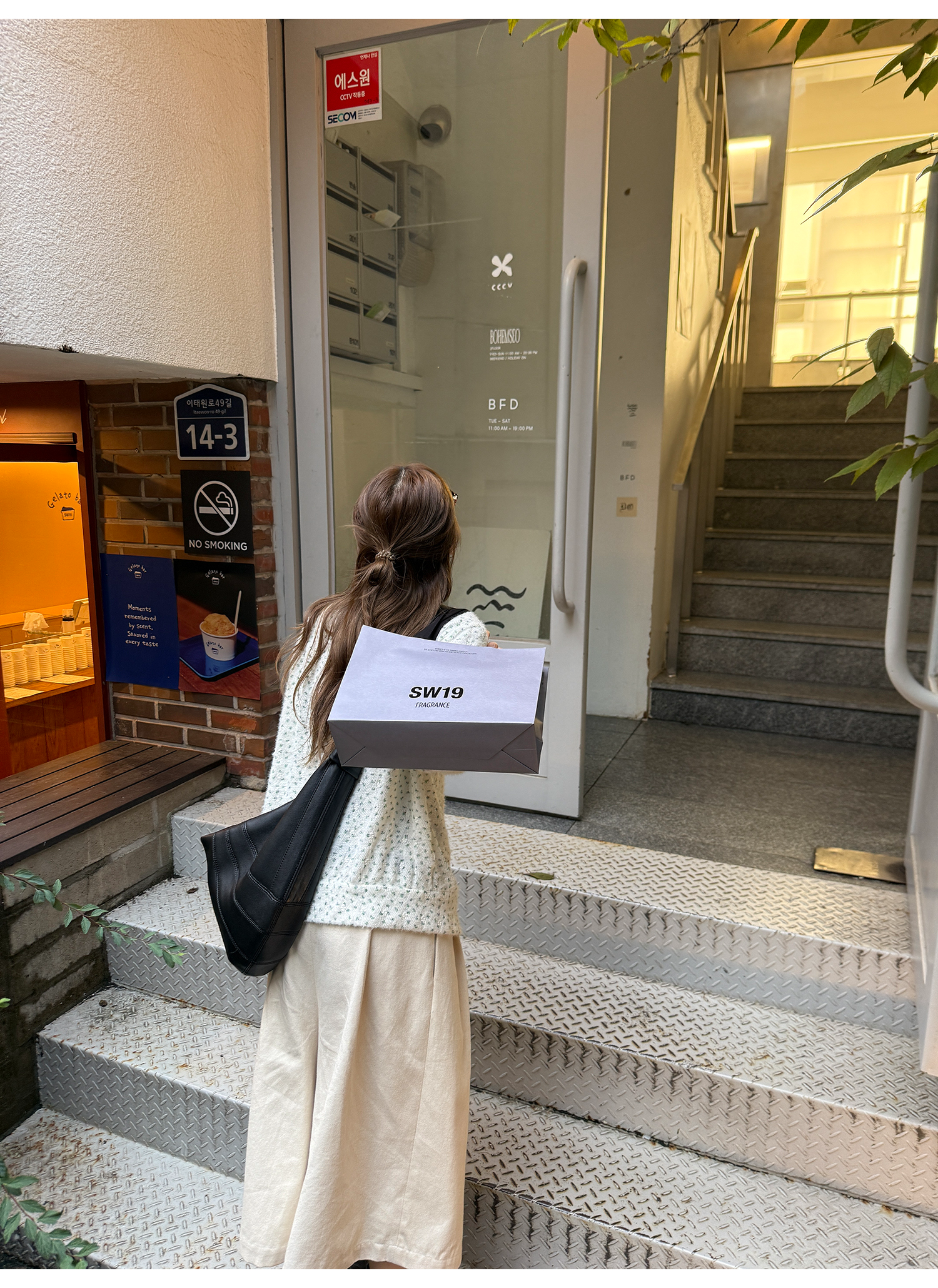 LelyMooch 花柄ふわもちニット　LEM254