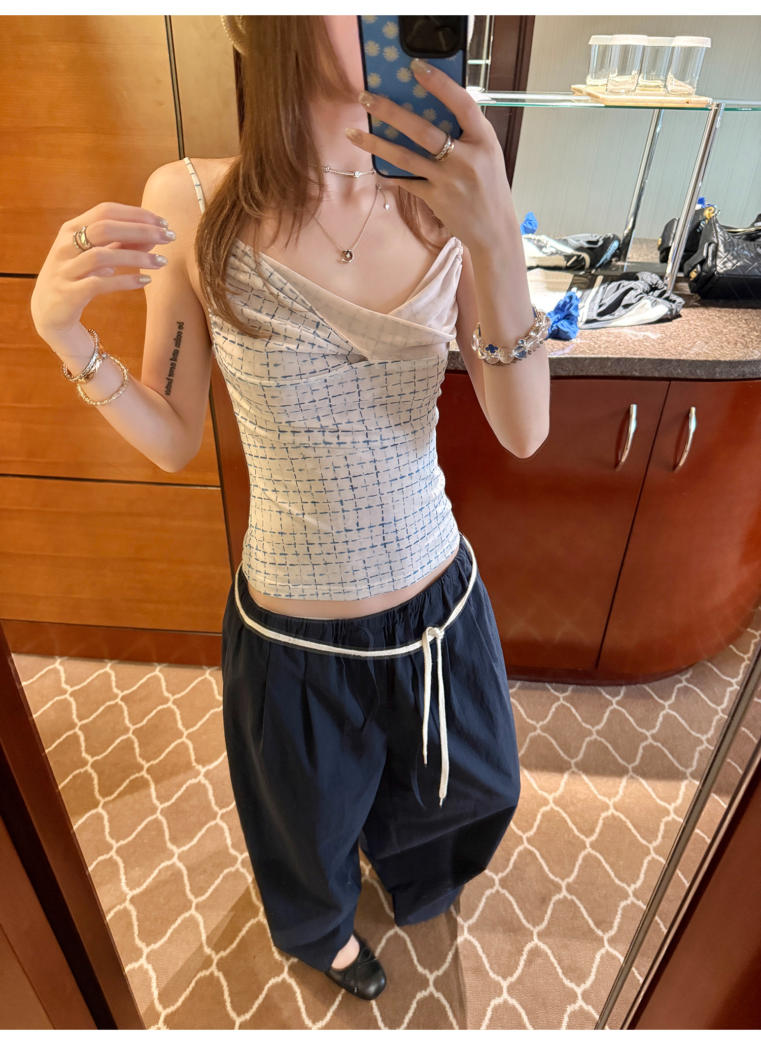 LelyMooch チェック柄 ドレープキャミトップス  LEM191