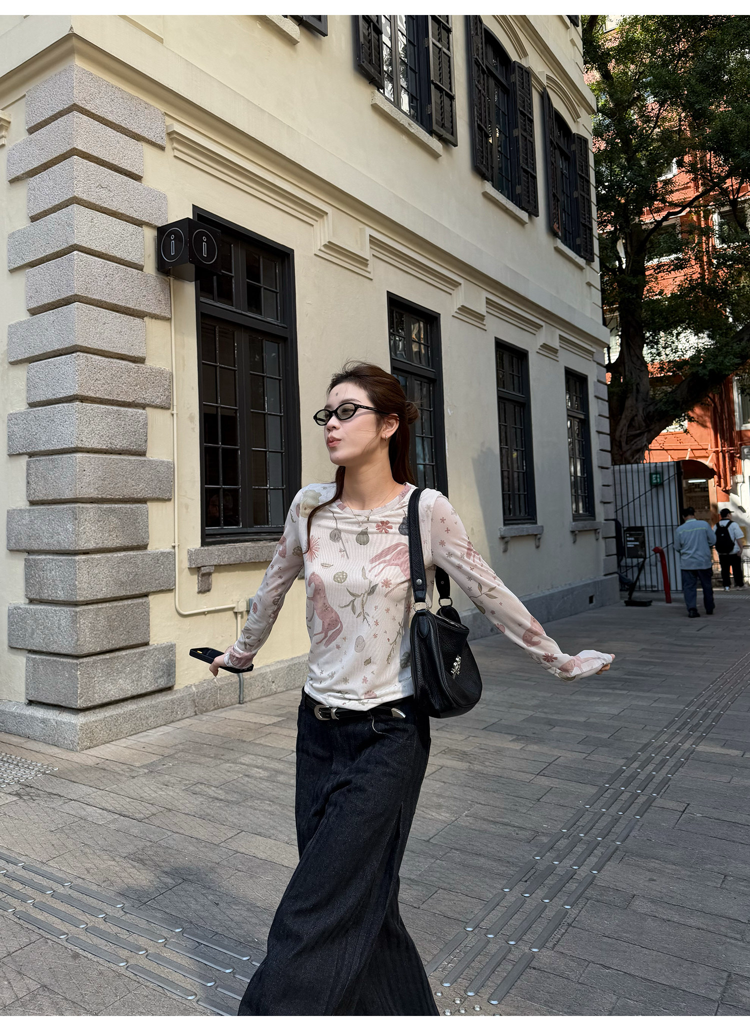 LelyMooch アート総柄シアーメッシュトップス  LEM314