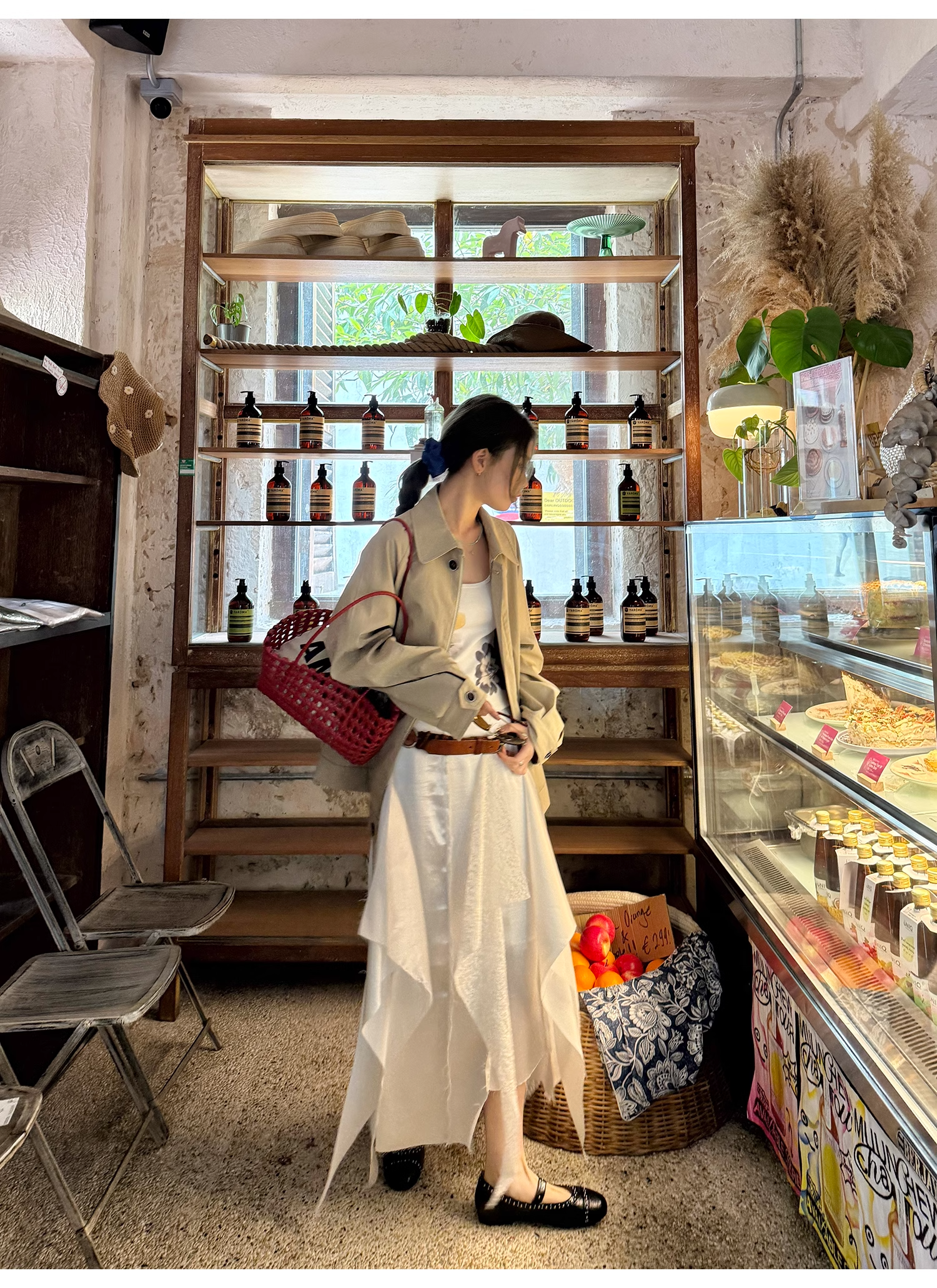 LelyMooch  重厚レース×光沢サテンスカート  LEM097