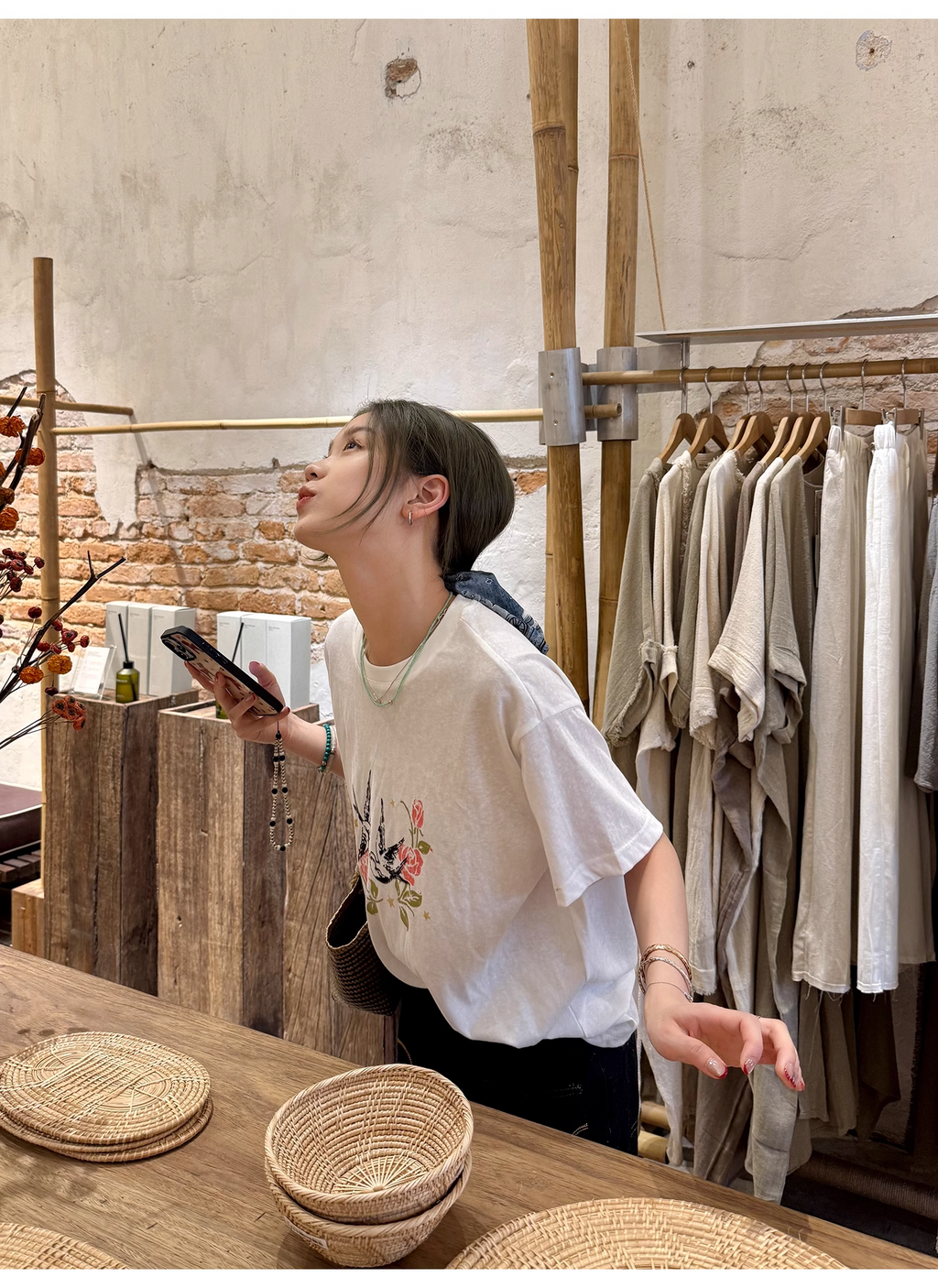 LelyMooch  プリント半袖Tシャツ ラウンドネック  LEM110