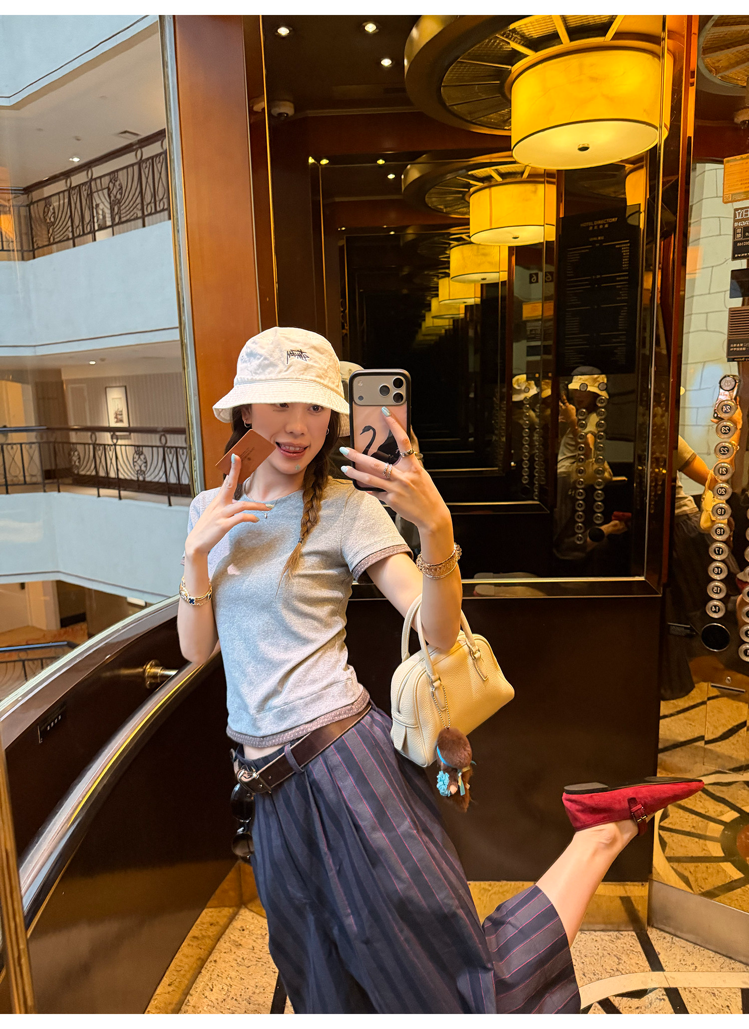 LelyMooch レトロシックなストライプバミューダパンツ  LEM347