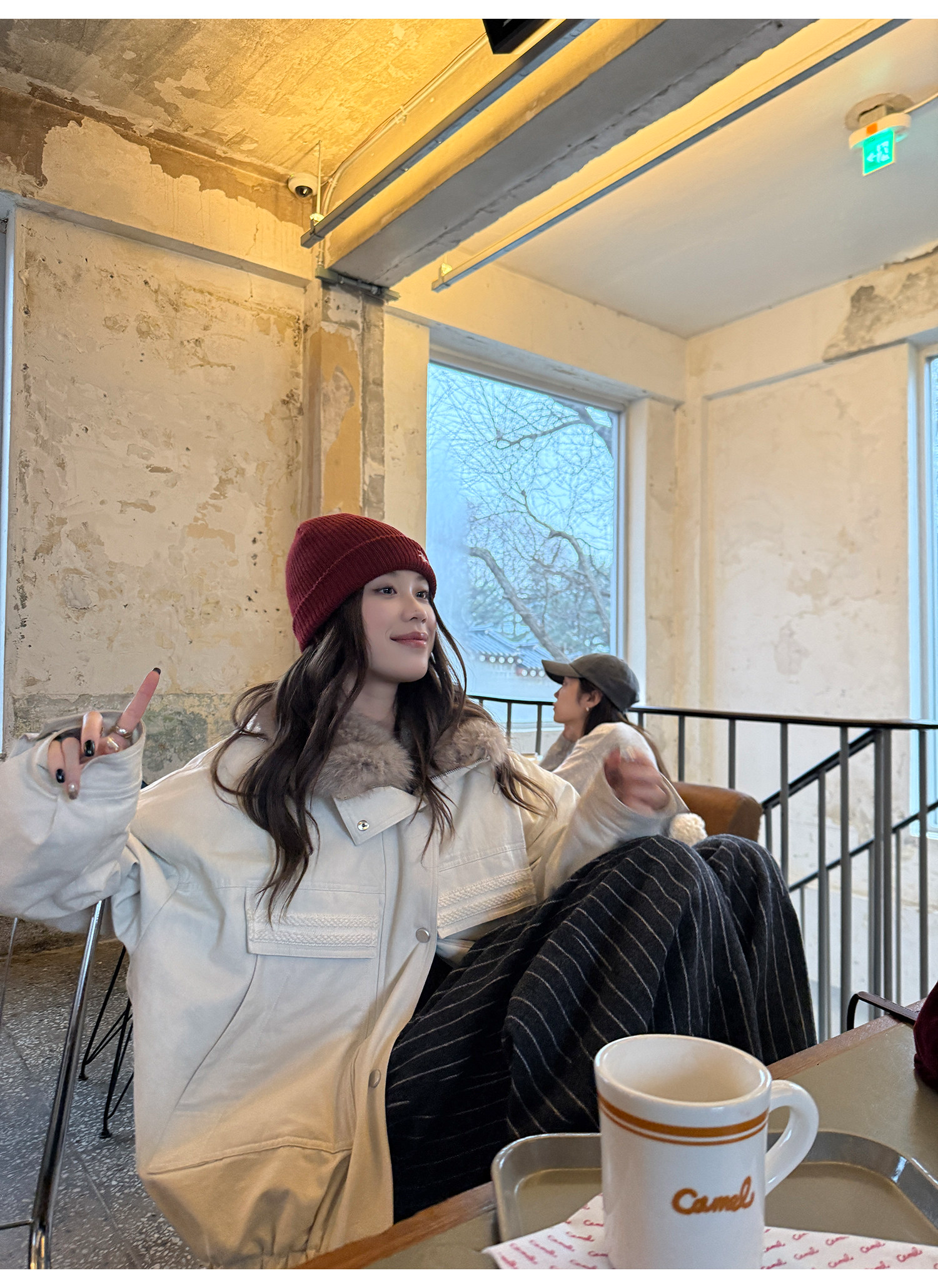 LelyMooch 取り外し襟付き 中綿ショートアウター  LEM305