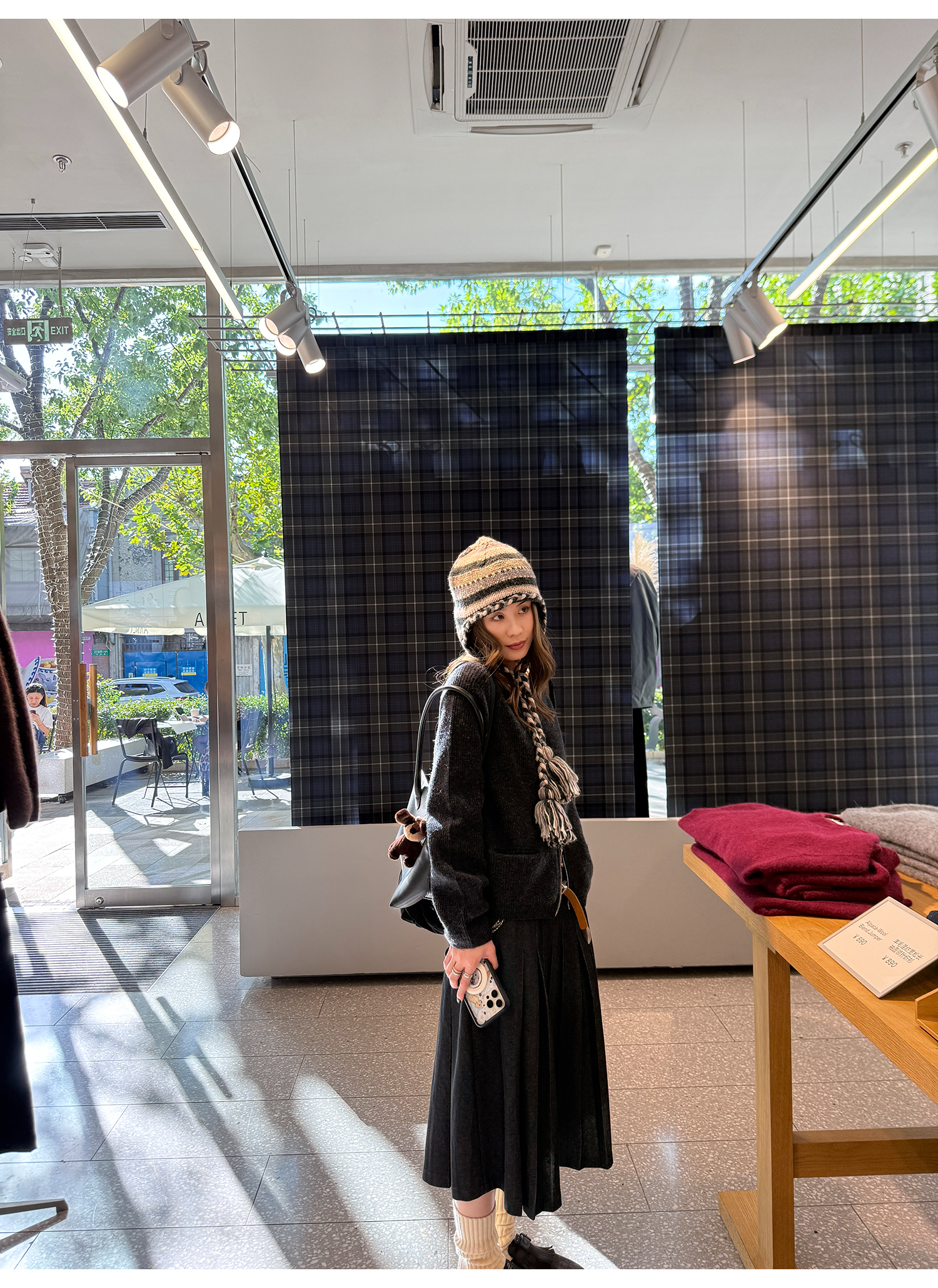 LelyMooch 黒プリーツスカート・ゴムウエスト  LEM277