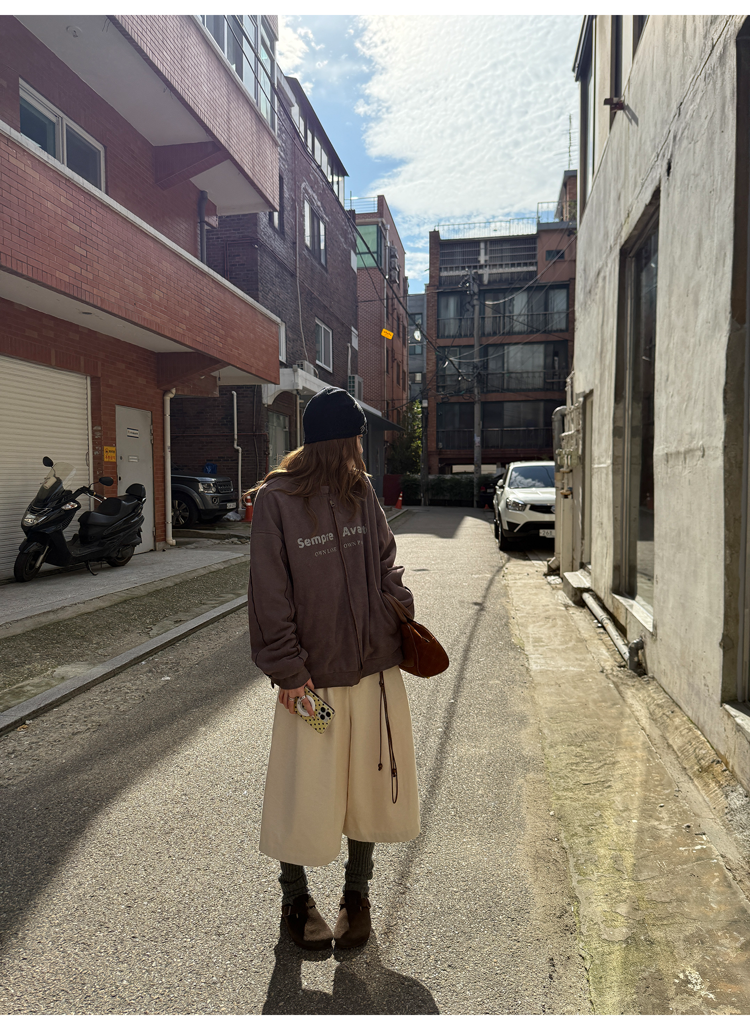 LelyMooch 起毛コットン ベージュクロップドパンツ  LEM255