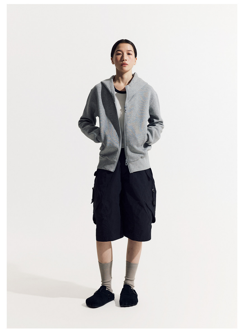 斜めジップ ダンボール素材 パーカー  LOM048