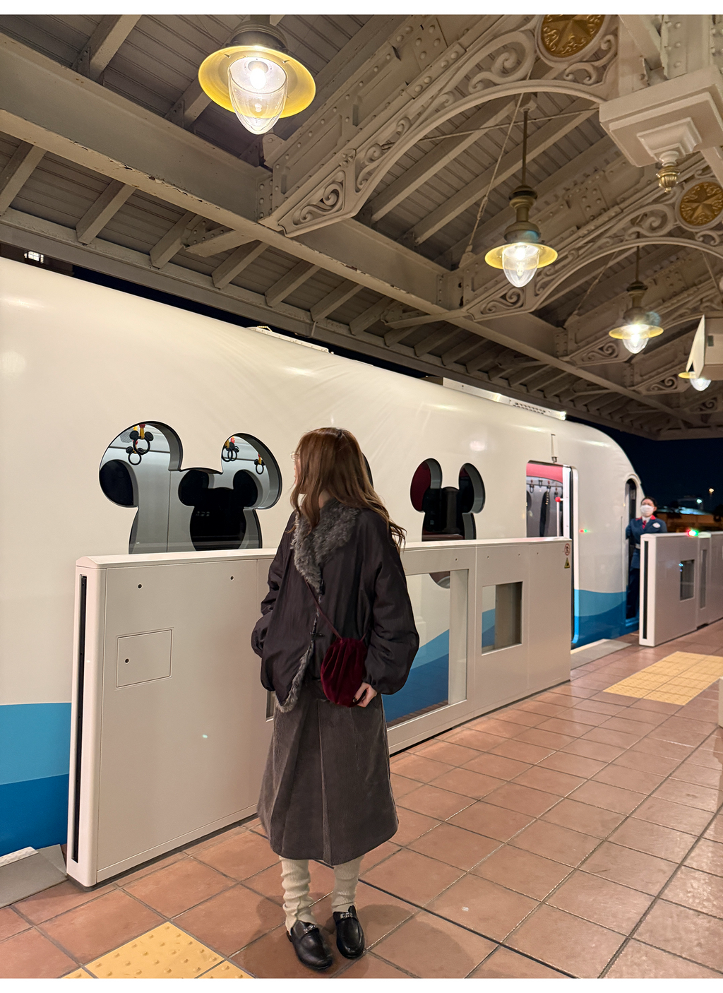 LelyMooch 光沢バイカラーブルゾン｜ボア切替×トグルボタン  LEM280