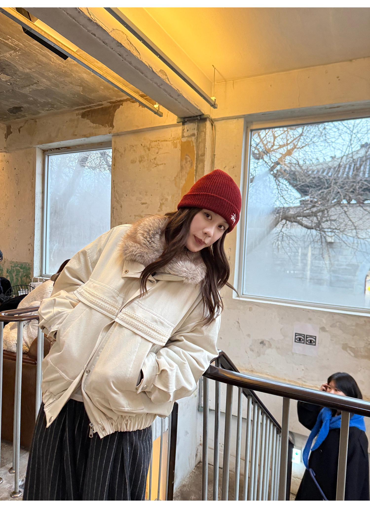 LelyMooch 取り外し襟付き 中綿ショートアウター  LEM305