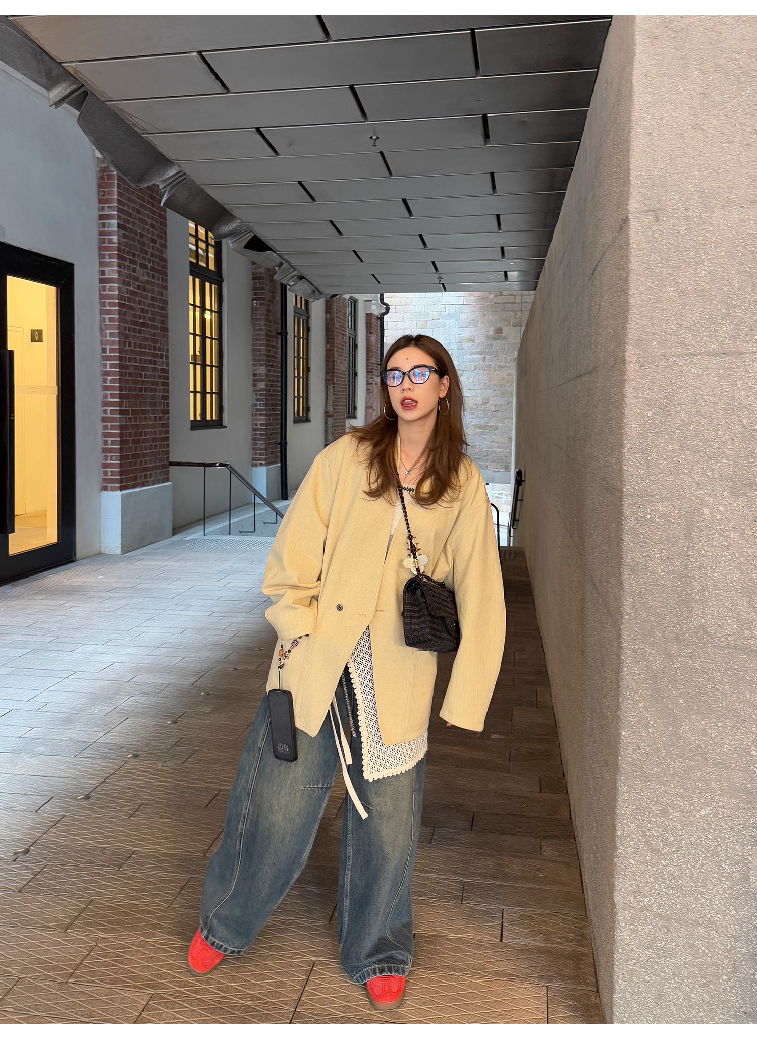 LelyMooch  ウォッシュブルーのジーンズ  LEM087