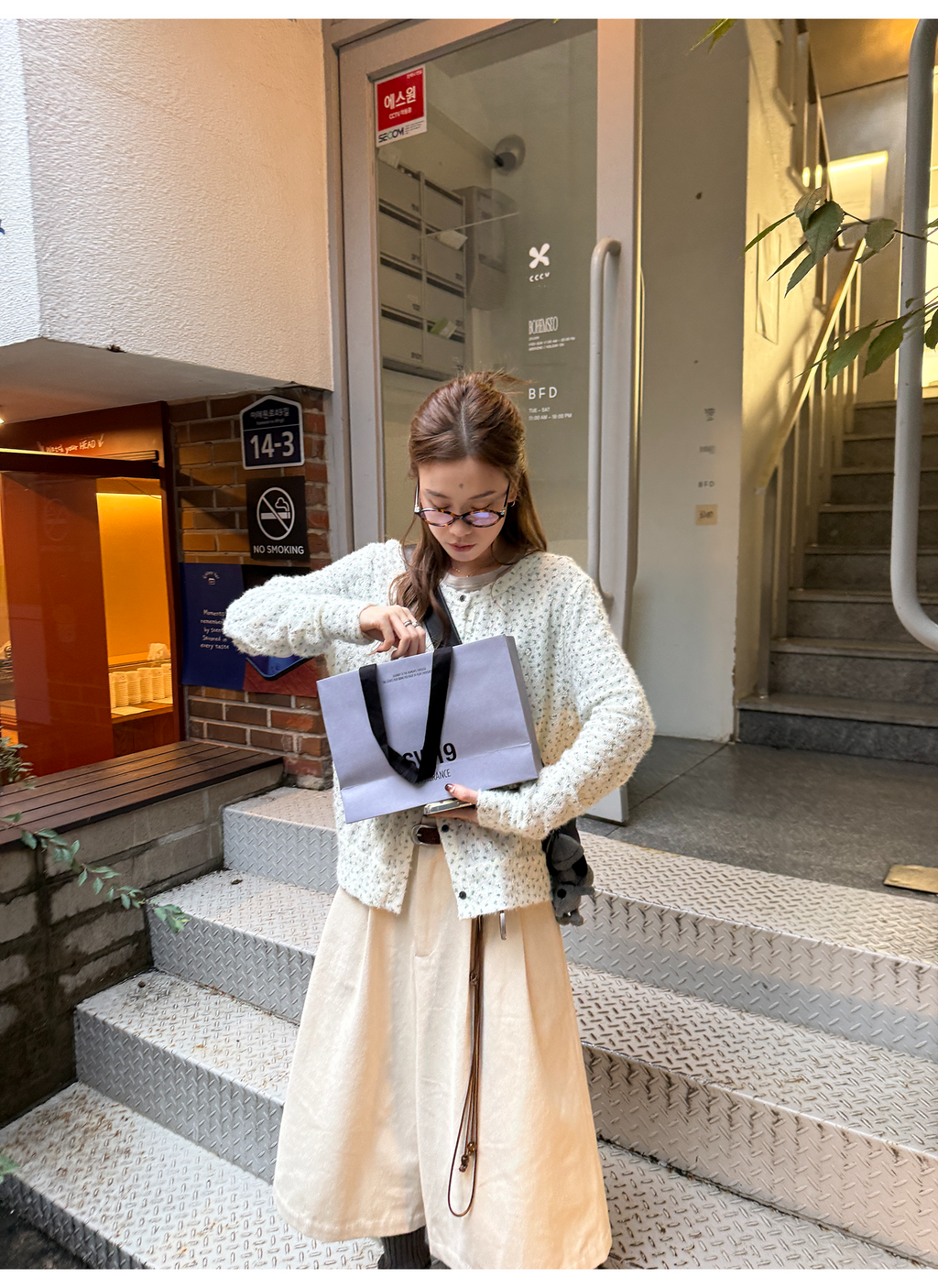 LelyMooch 花柄ふわもちニット　LEM254