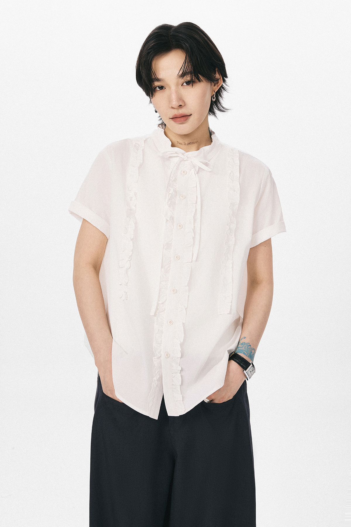 フリルリボン付き半袖シャツ  LOM028
